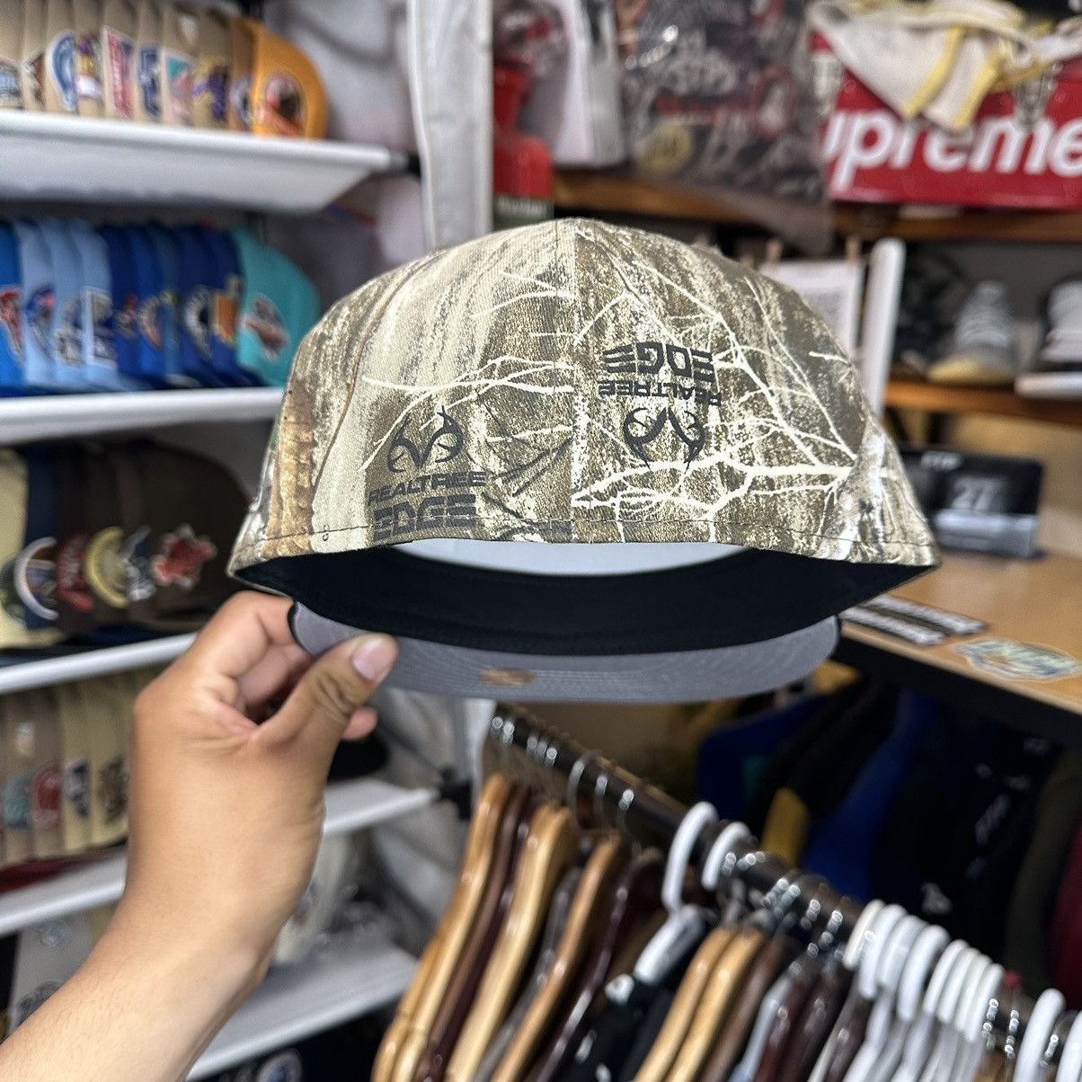 New Era San Diego Padres exclusive fitted Size ONE SIZE - 4 Thumbnail