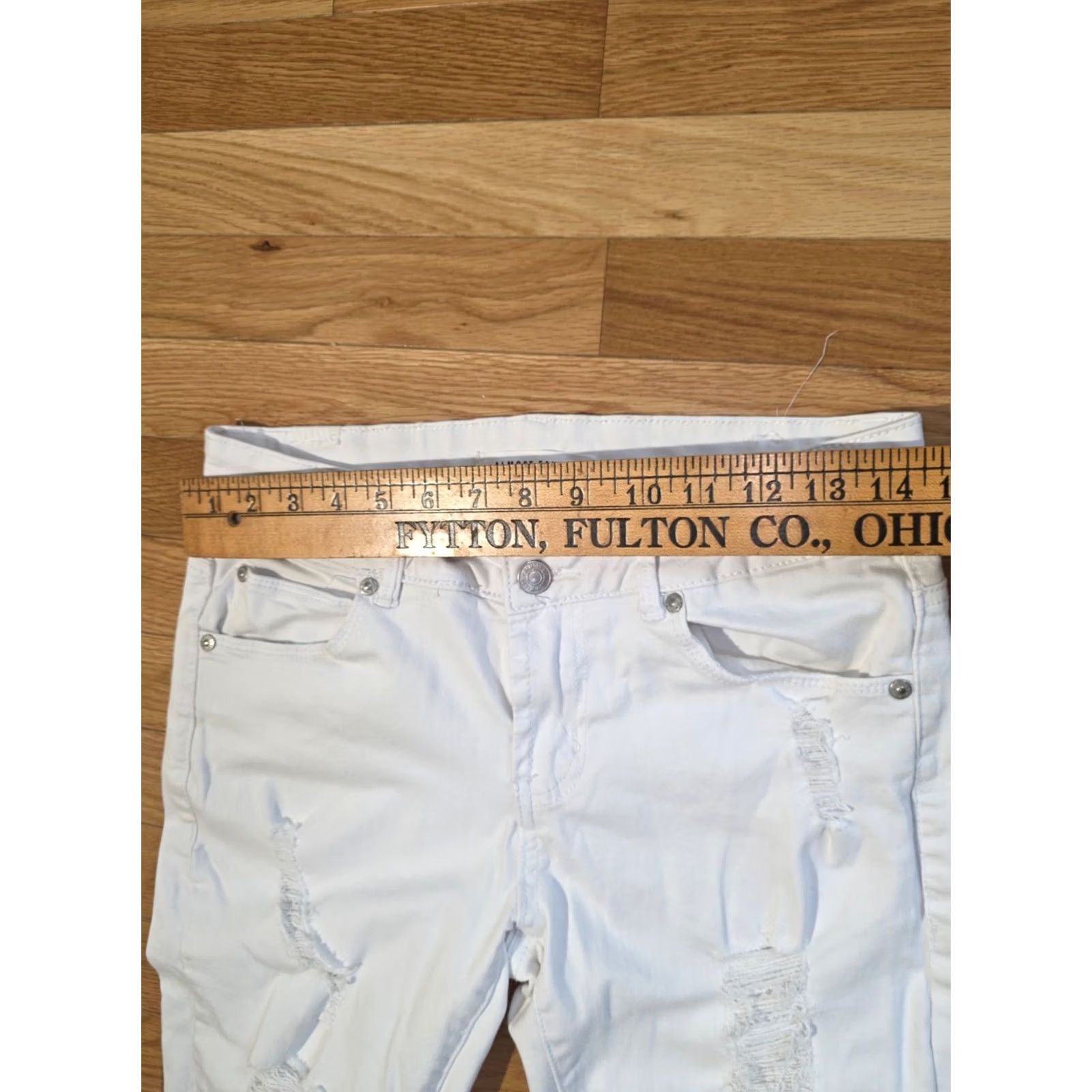 Almost Famous Almost Famous White Denim Skinny Jeans Women's Size 7 Distressed 5 Pocket Cotton Mid Rise Jeans Size 28" / US 6 / IT 42 - 6 Thumbnail