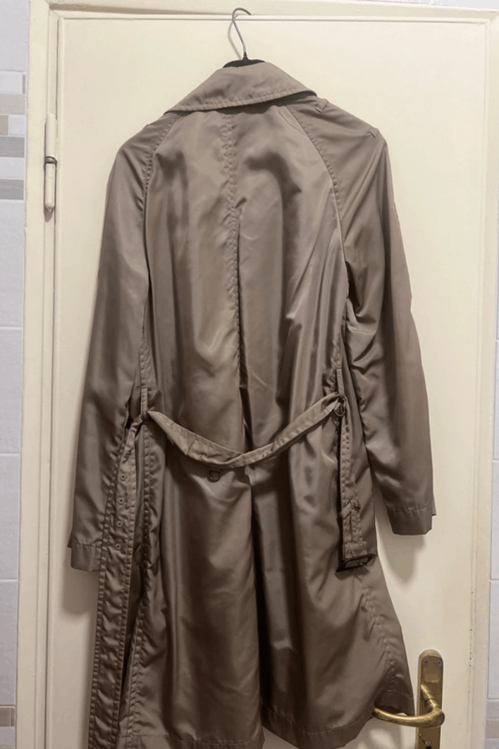 Miu Miu × Prada Prada Trench Jacket Nylon Coat Rain Beige Vintage Size S / US 4 / IT 40 - 2 Thumbnail