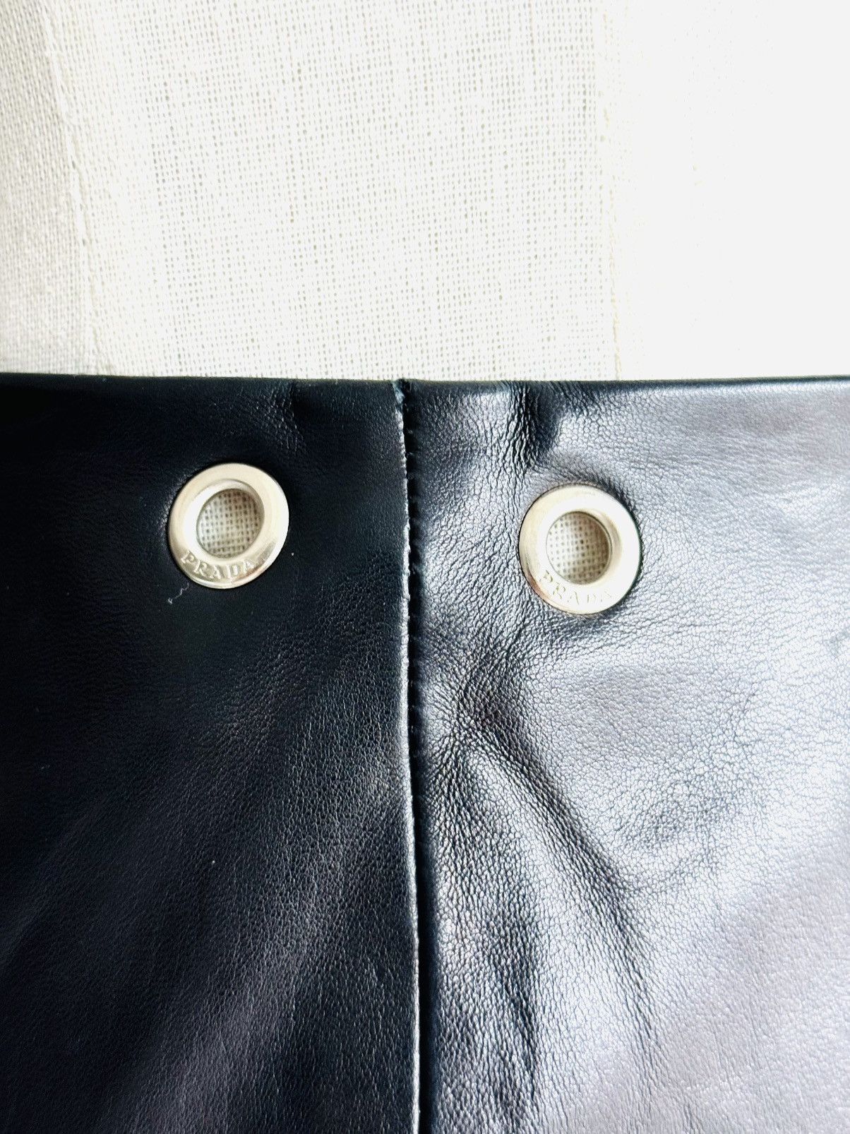 Prada Vintage 90s Prada leather grommet accent pencil skirt sz 40 Size 27" / US 4 / IT 40 - 4 Thumbnail
