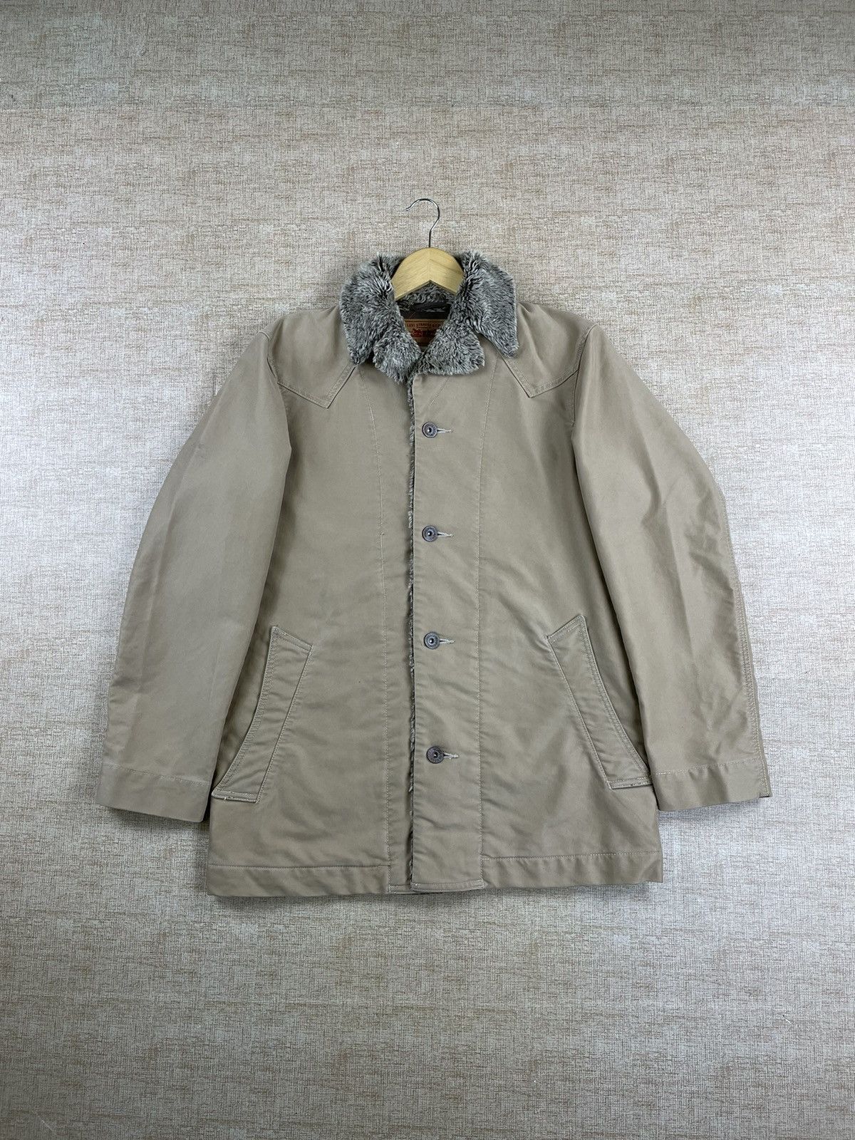 Levi's Vintage Levi’s Sherpa Collar Buttoned Jacket Size US M / EU 48-50 / 2 - 1 Thumbnail
