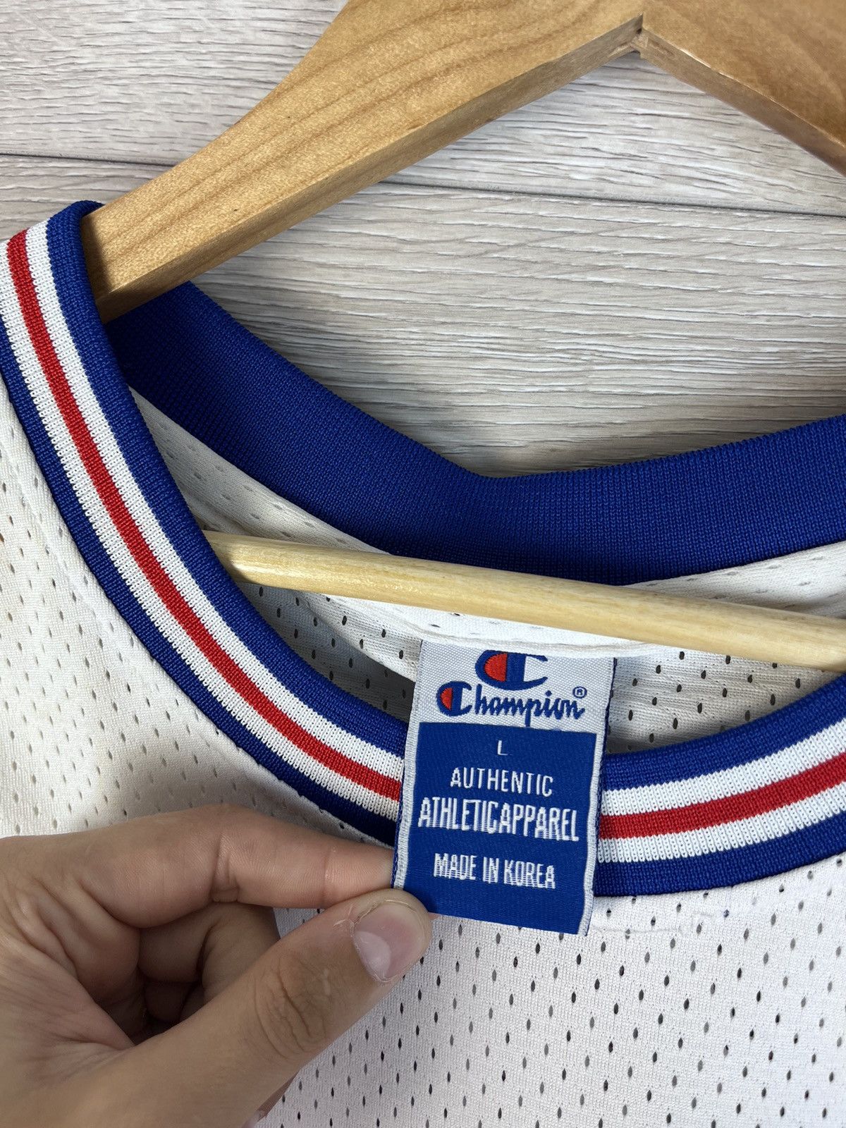 Champion MENS VINTAGE JERSEY TUNE SQUAD CHAMPION BOGS #1 🇺🇸 Size US L / EU 52-54 / 3 - 8 Thumbnail