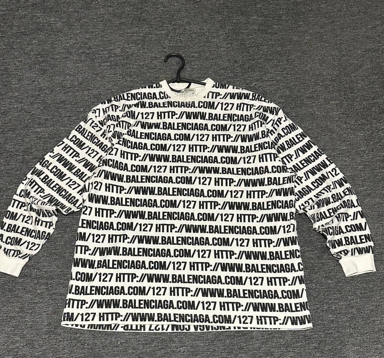 Balenciaga 🔥Balenciaga Printed Sweatshirt/All Over Print Long Sleeve Size US XS / EU 42 / 0 - 1 Thumbnail