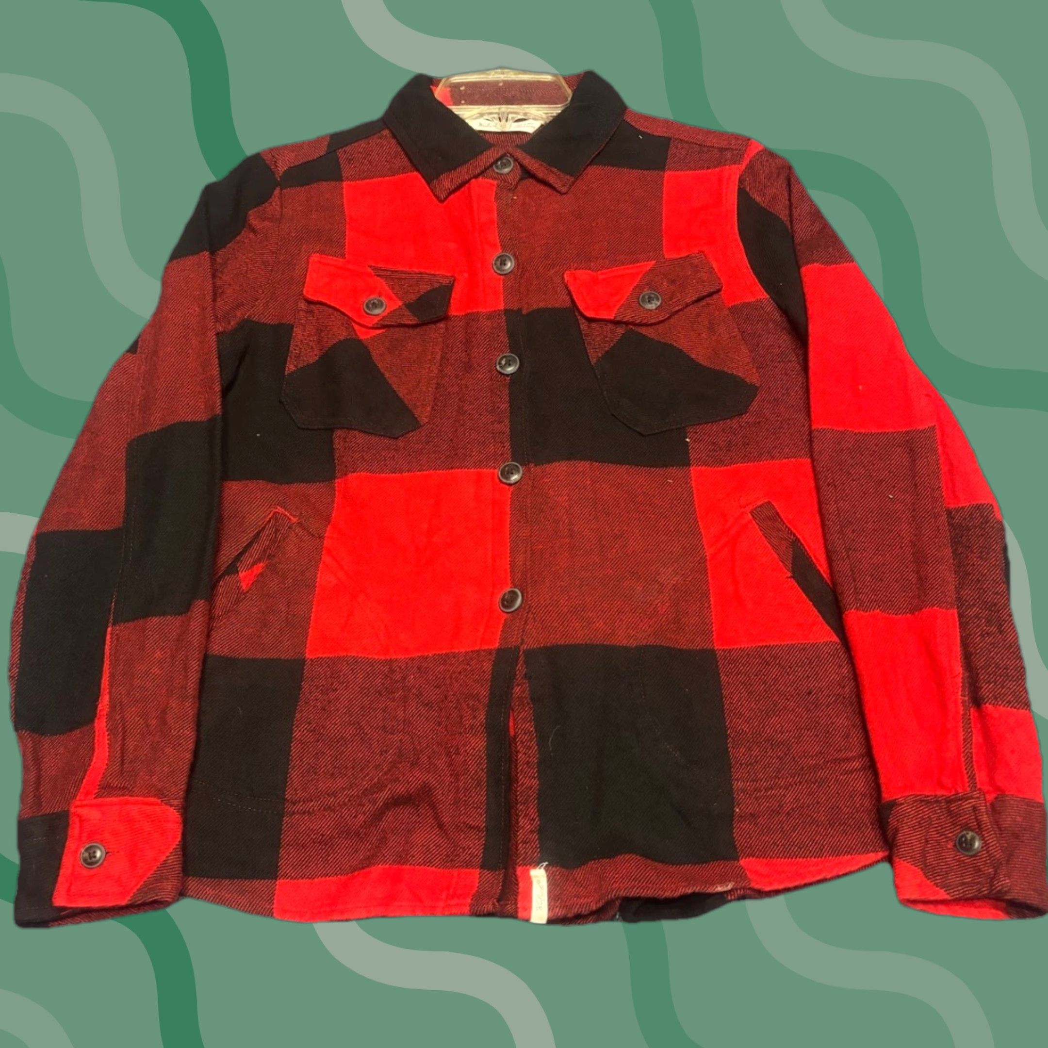 Vintage Woolrich Women’s Flannel Red And Black Plaid 100% Cotton Small Button-Up Long Sleeve Collared Shirt Womens M7 Size S / US 4 / IT 40 - 1 Thumbnail
