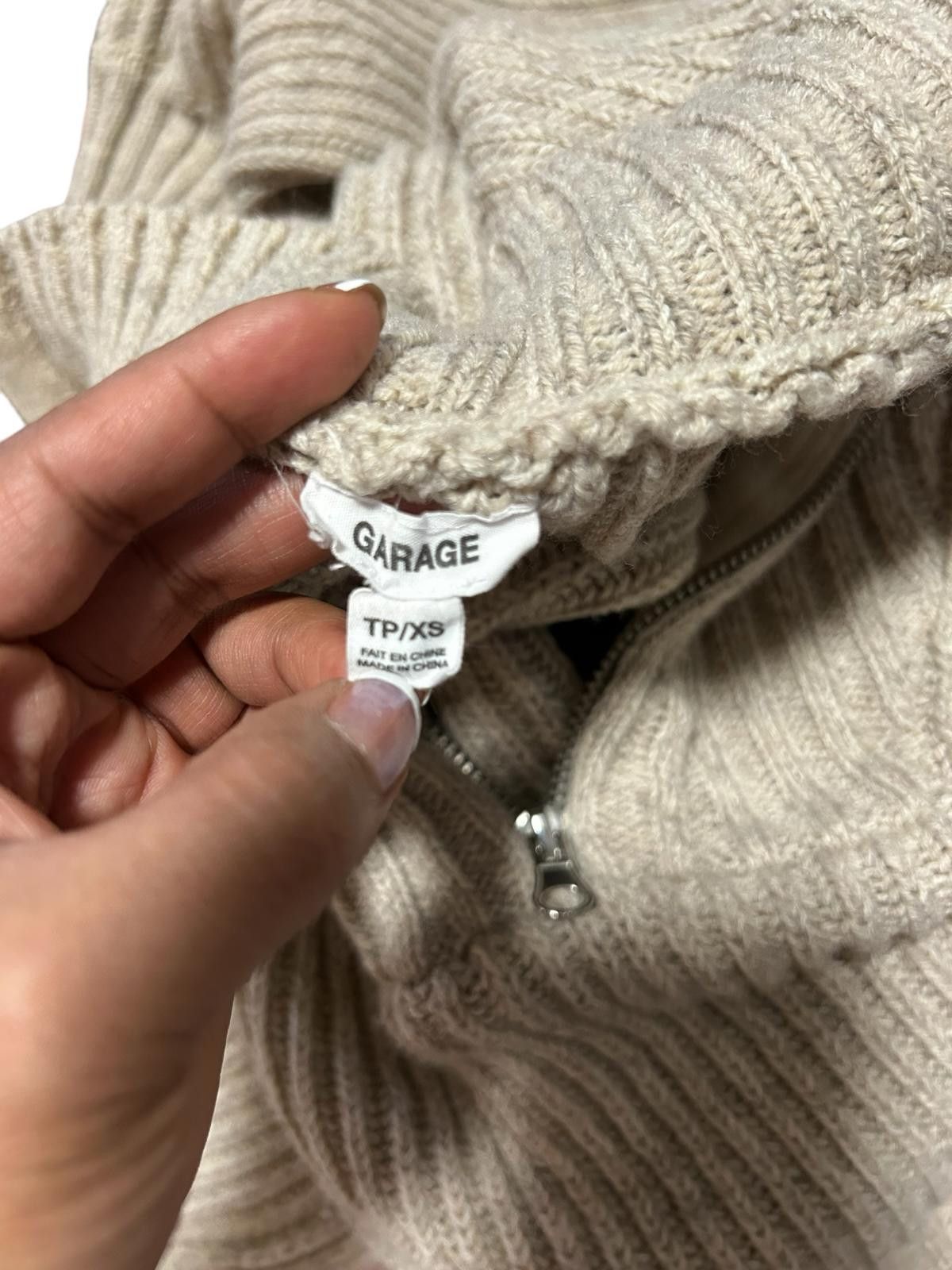 Garbage TV Trendy Cropped Knit Sweater with Zip Neck Size XS / US 0-2 / IT 36-38 - 5 Thumbnail
