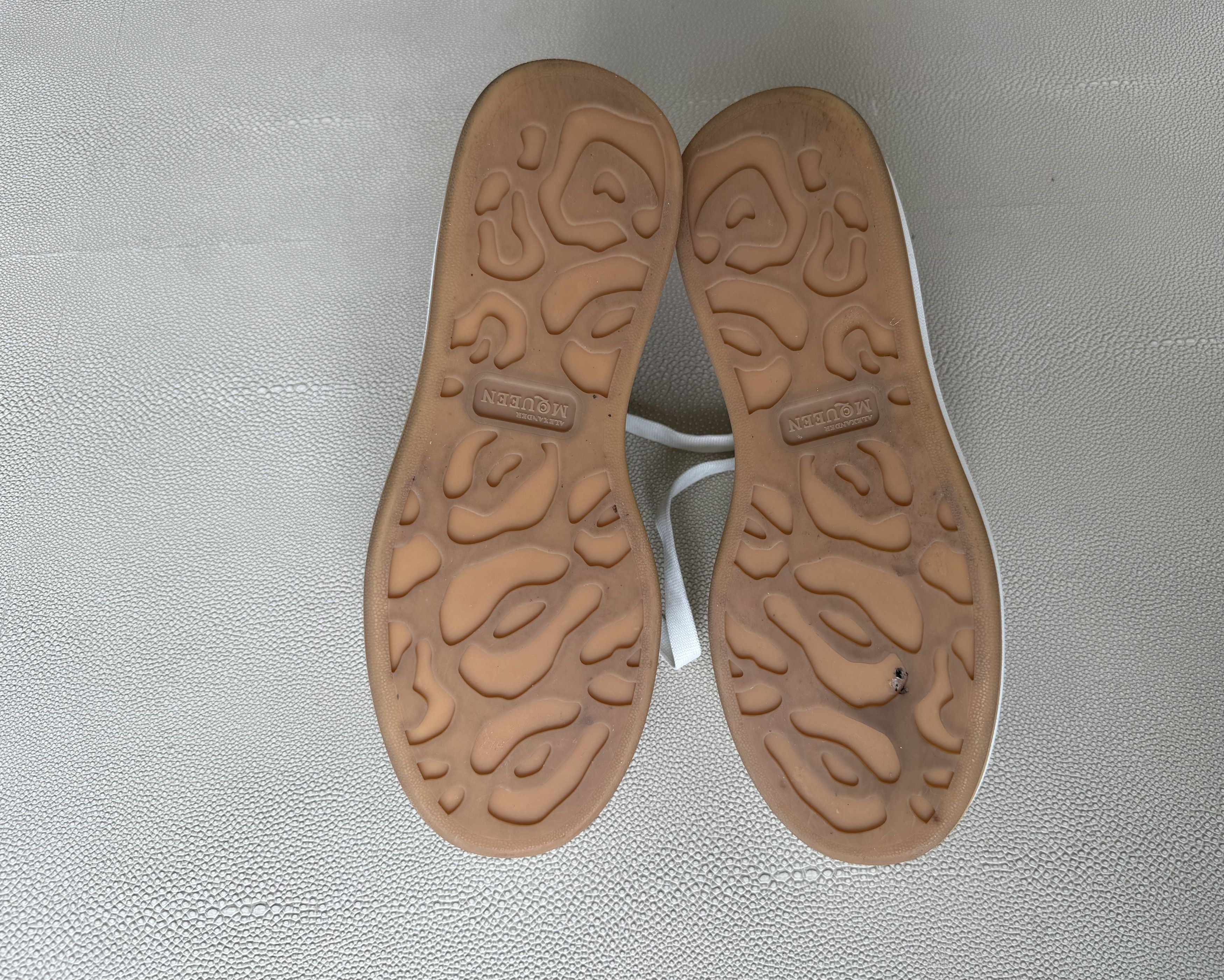 Alexander McQueen Alexander McQueen Oversized Sneakers Size US 9.5 / EU 42-43 - 8 Thumbnail
