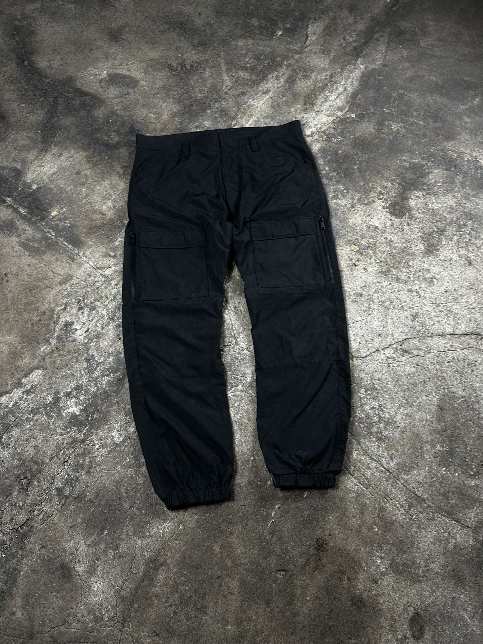 Prada Prada Nylon Tech Cargo Trackpants Size US 30 / EU 46 - 1 Thumbnail