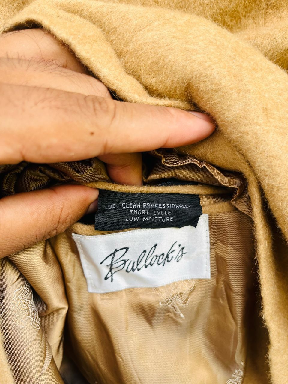 Burberry × Vintage Vintage Burberrys Bullocks 100% Pure Camel Hair Wool Jacket Size US L / EU 52-54 / 3 - 12 Thumbnail