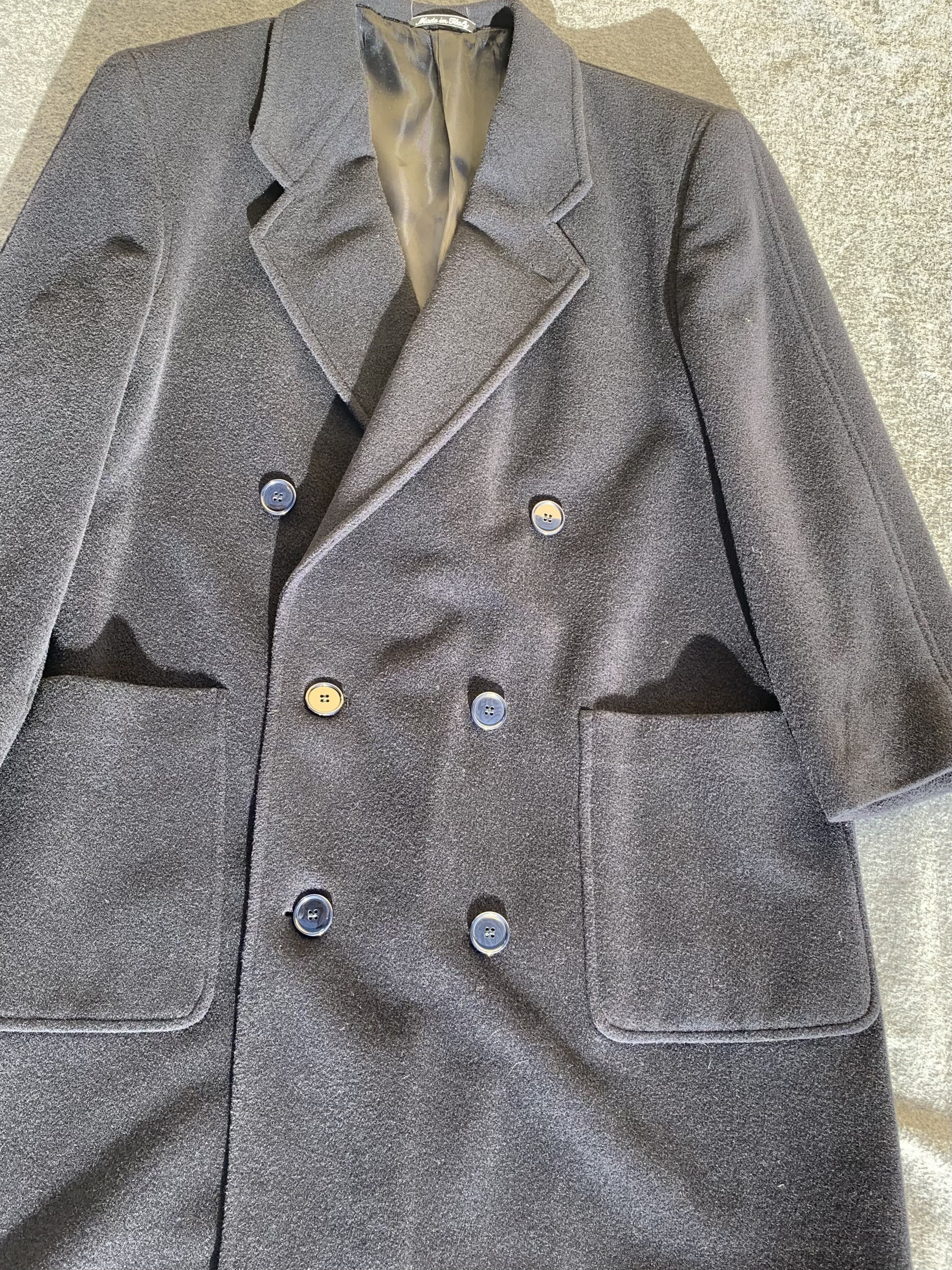 Giorgio Armani Giorgio Armani Double-Breasted Coat - Size 52 IT/ US L Size US L / EU 52-54 / 3 - 3 Thumbnail
