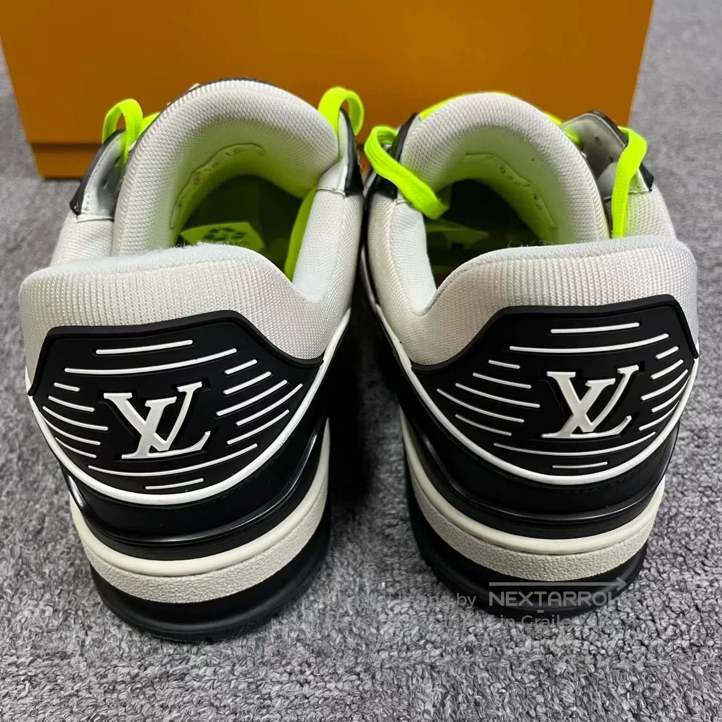 Louis Vuitton louis vuitton black and white low-top sneakers. Size US 10 / EU 43 - 4 Thumbnail