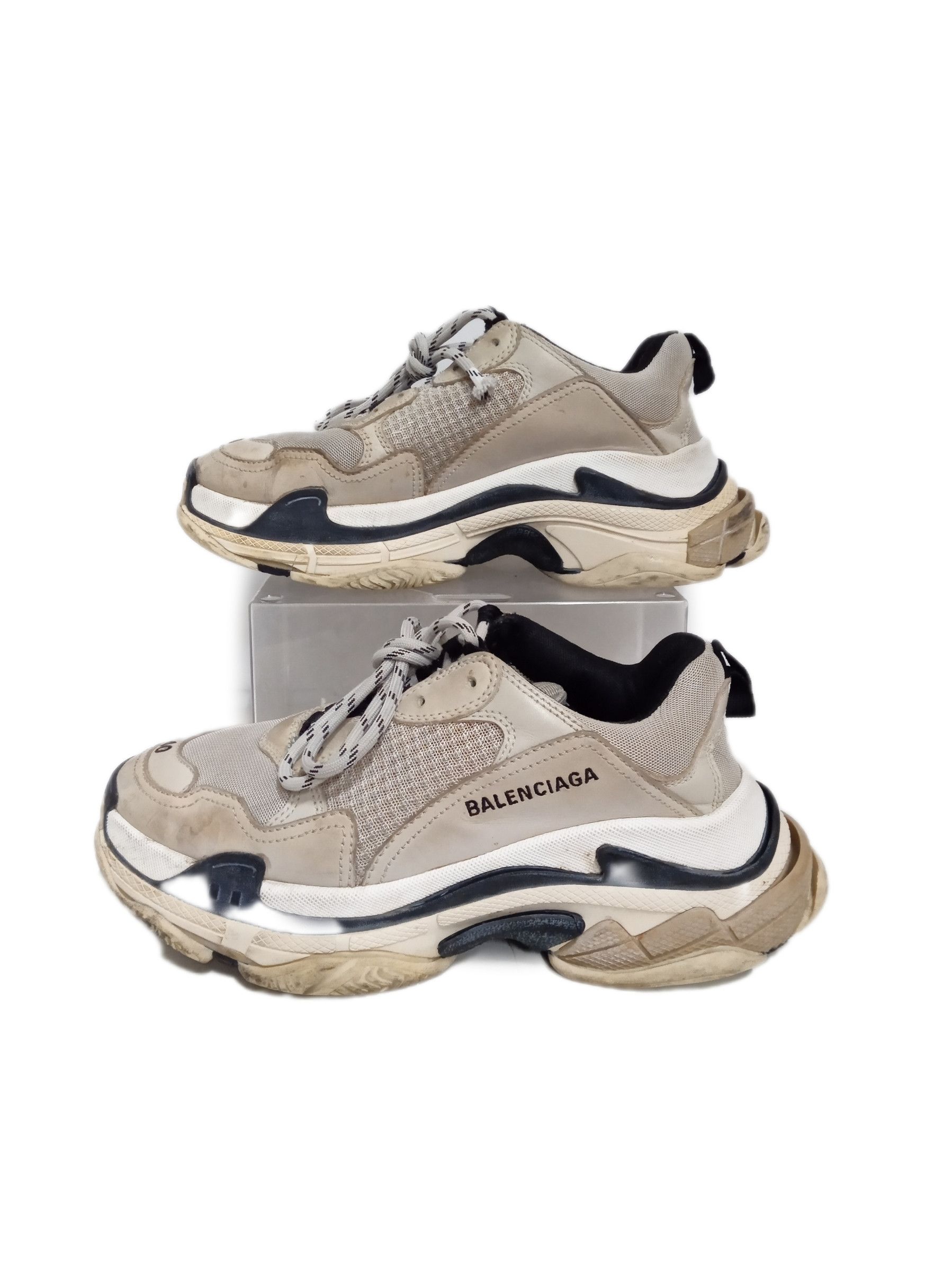Balenciaga BALENCIAGA TRIPLE S Low Top Sneakers Beige US 7 Size US 7 / EU 40 - 3 Thumbnail