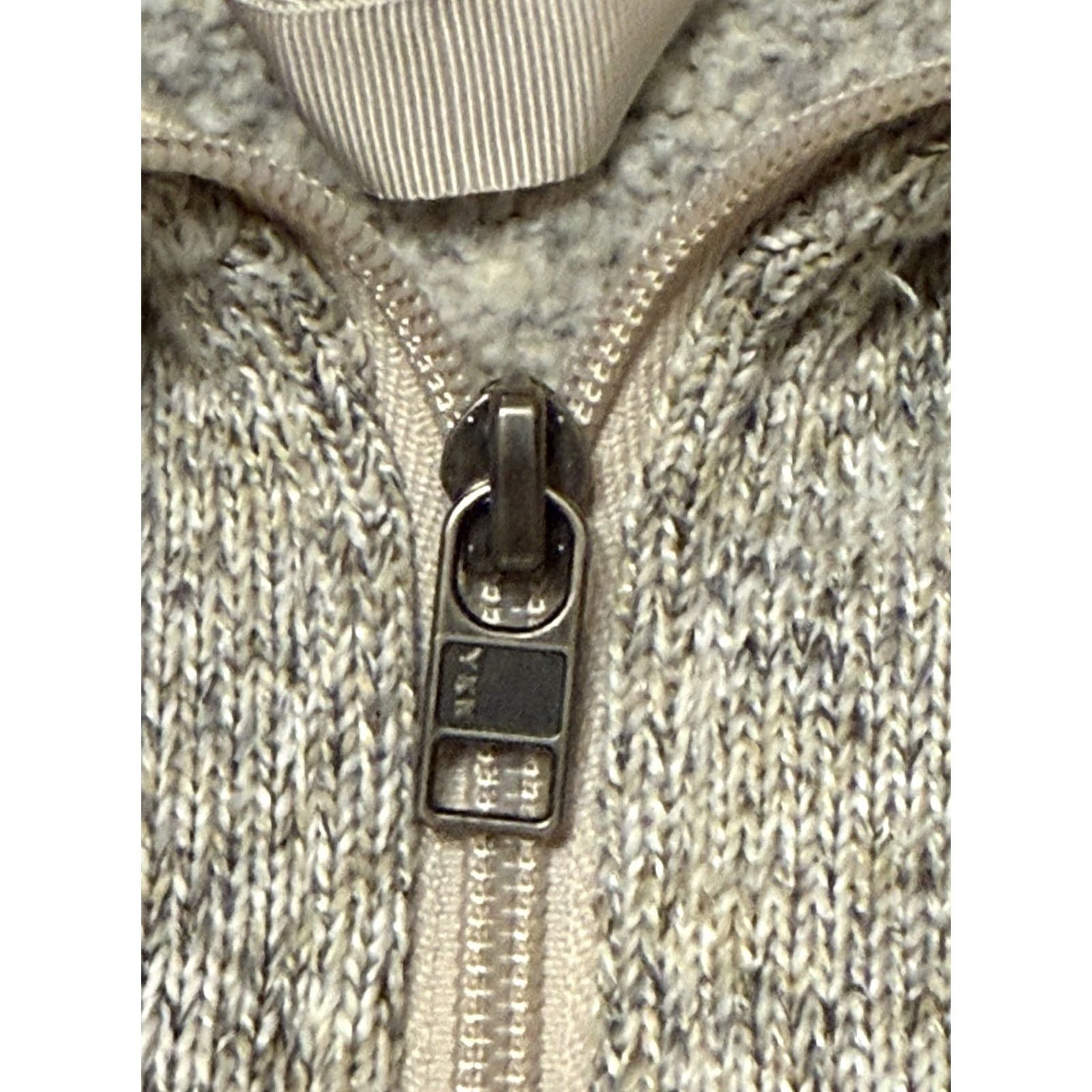 Patagonia Patagonia Better Sweater Quarter Zip Pullover M Women's Gray Fleece Logo Embroidered Zipper Outdoor Classic Warm Weather: Winter Fall Spring Size M / US 6-8 / IT 42-44 - 4 Thumbnail