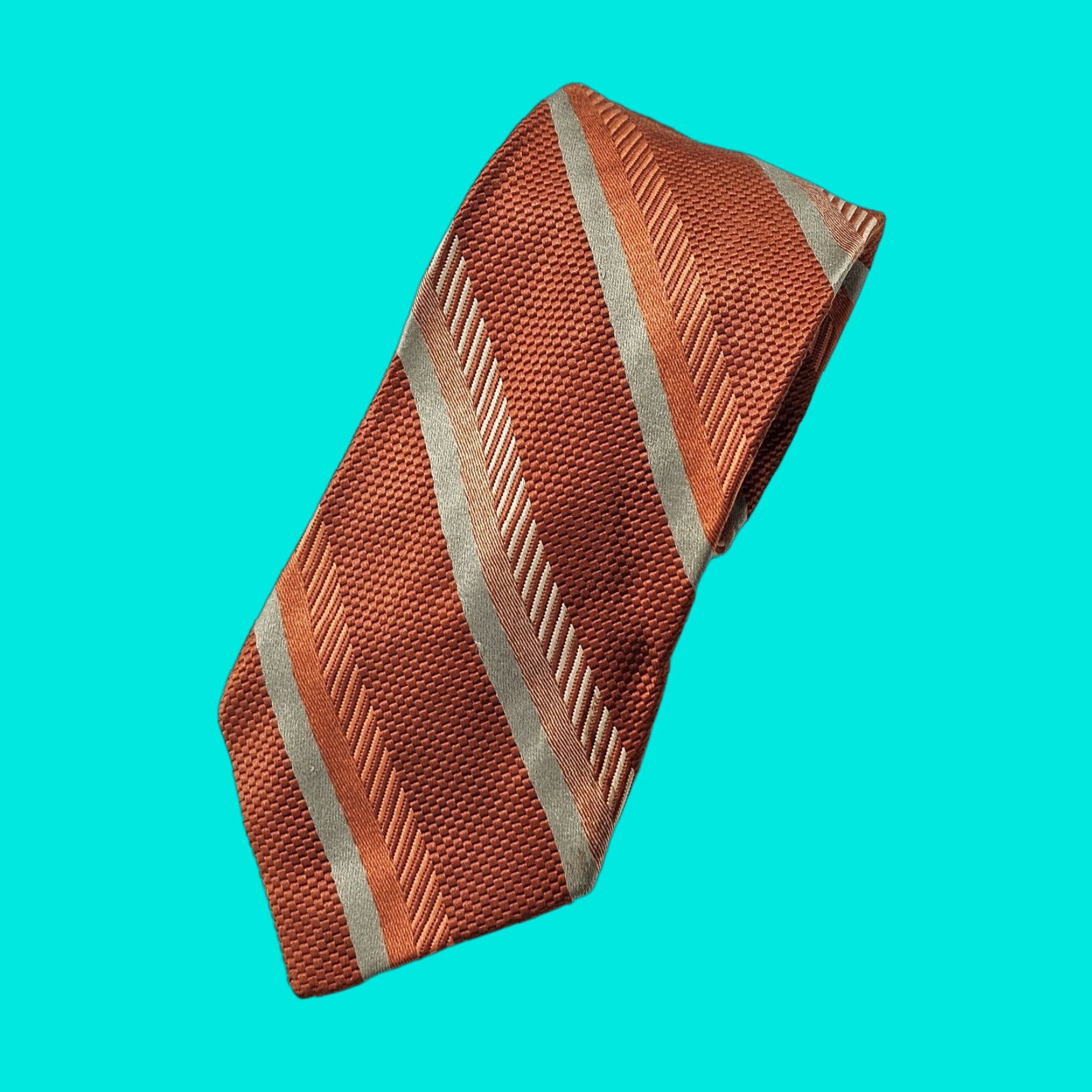 Vintage Paul Fredrick Necktie Tie Mens Heavy 100% Silk Orange Gold Striped Textured USA Classic 59.25" X 3.5" Mens Size ONE SIZE - 1 Thumbnail