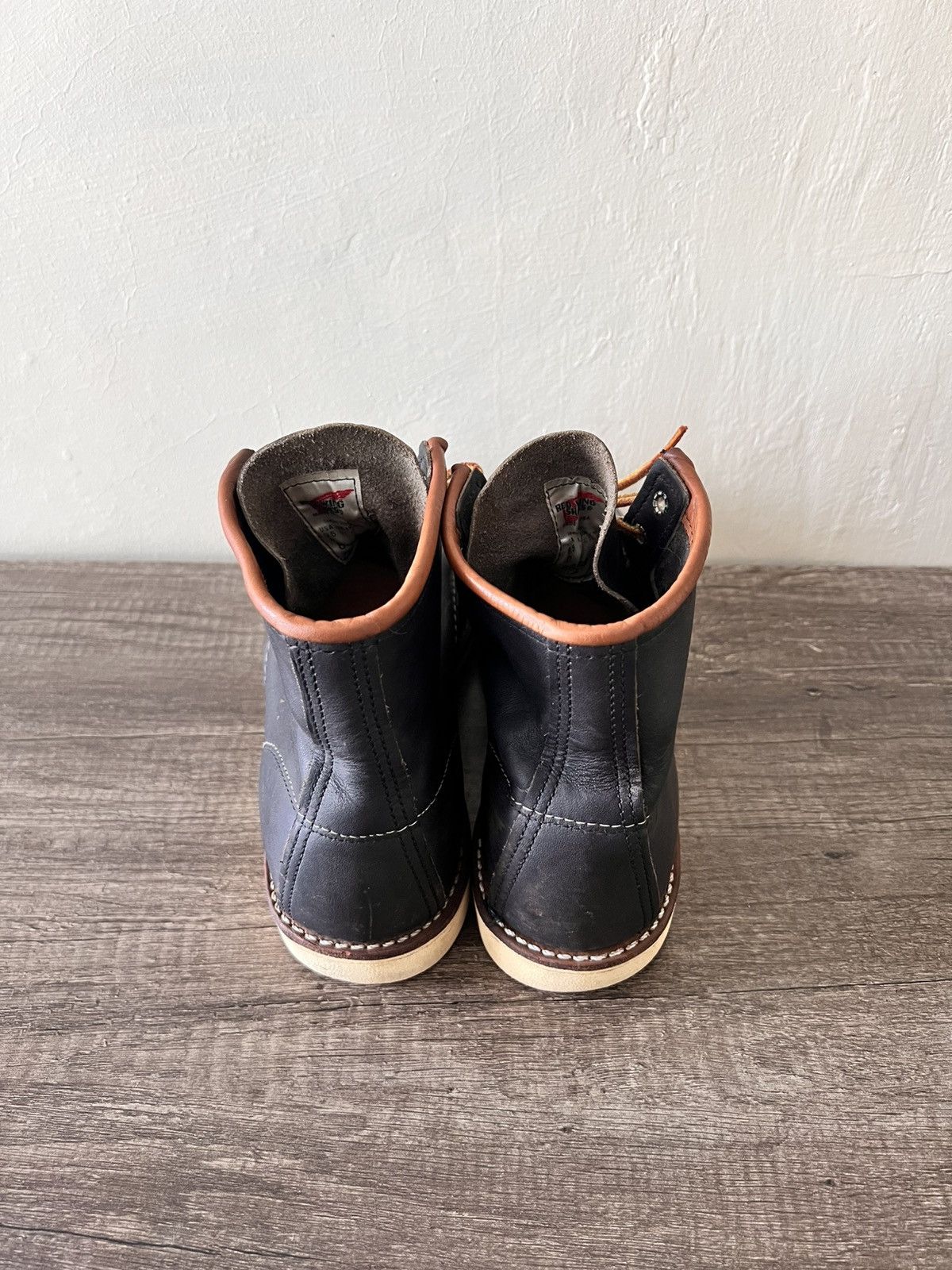 Red Wing REDWING 8859 CLASSIC MOCTOE Size US 9.5 / EU 42-43 - 8 Thumbnail