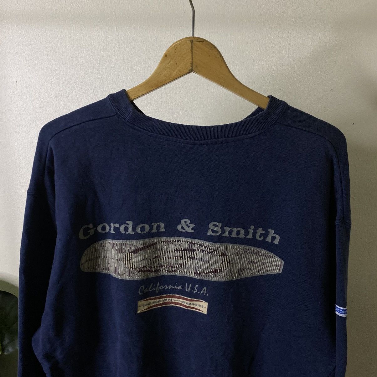 Vintage Vintage 1990s Gordon & Smith Surf Crewneck Surfing Style Size US L / EU 52-54 / 3 - 2 Thumbnail