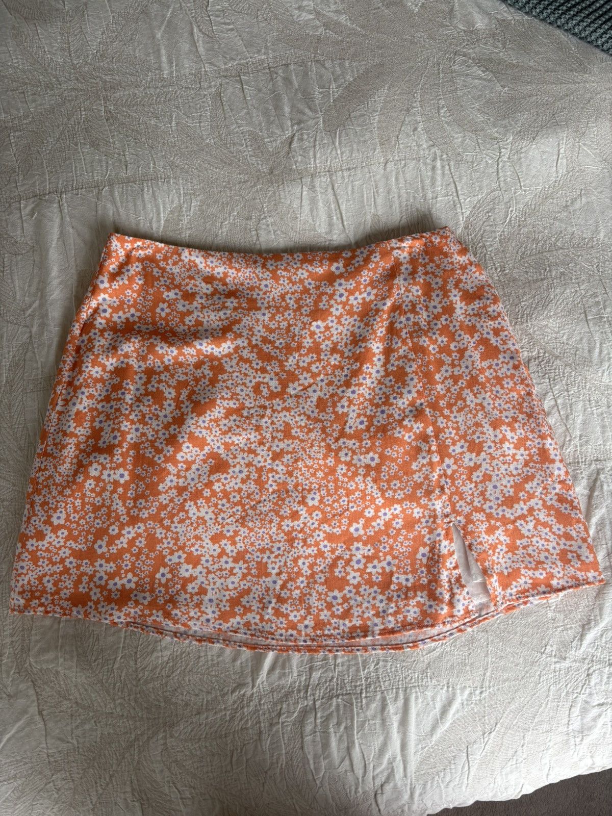 Other Orange and White Floral Mini Skirt Size 30" / US 8 / IT 44 - 1 Thumbnail