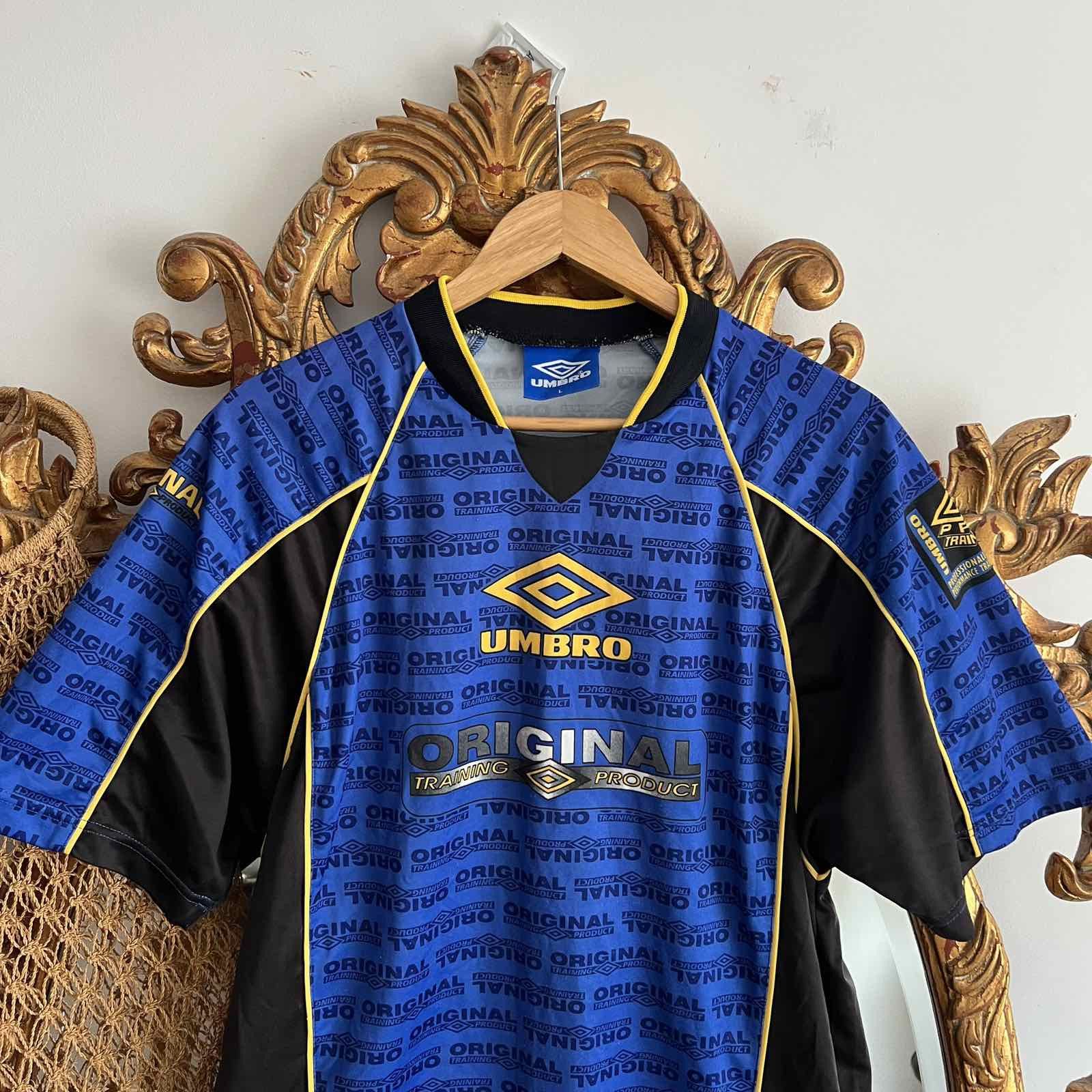 Umbro × Vintage Vintage Umbro Soccer Jersey Shirt Blue 90s Sz M Size US M / EU 48-50 / 2 - 3 Thumbnail