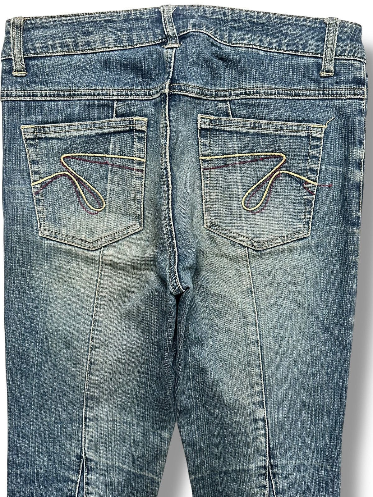 Japanese Brand Vintage Castanets Club Flared Jeans High Rise, Light Wash Size US 31 - 4 Thumbnail