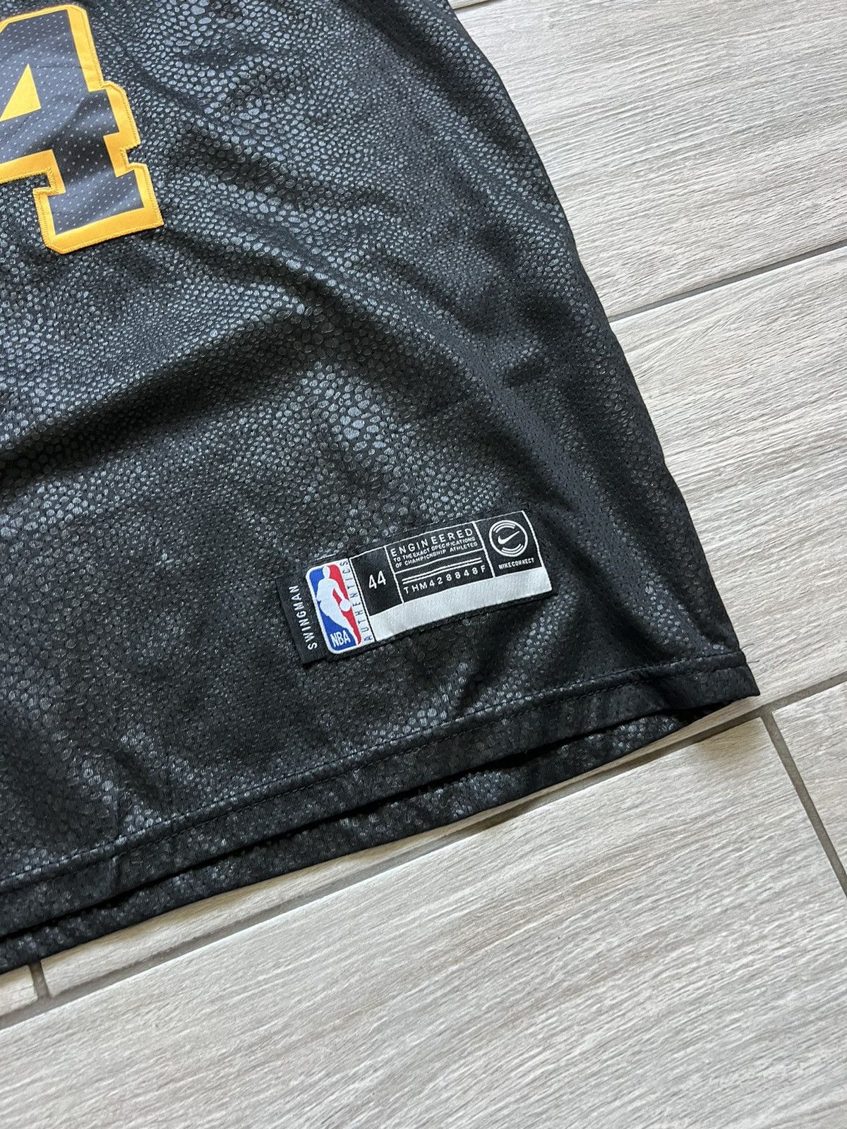 NBA LA LAKERS KOBE BRYANT BLACK BLACK CITY EDITION JERSEY Size US S / EU 44-46 / 1 - 7 Thumbnail