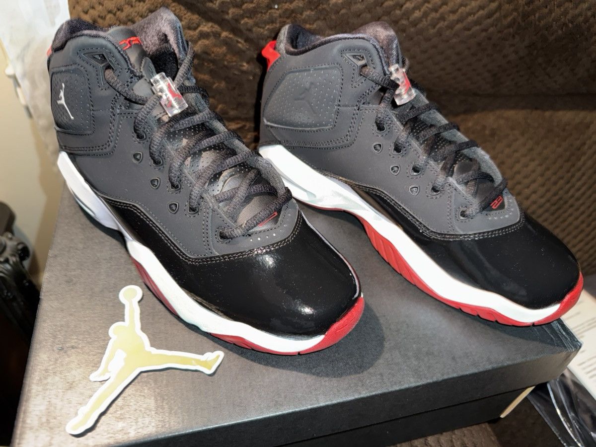 Jordan Brand Nike Air Jordan B’ Loyal, New w/ Box, Lace Locks & Sticker! Size US 7 / EU 40 - 1 Thumbnail