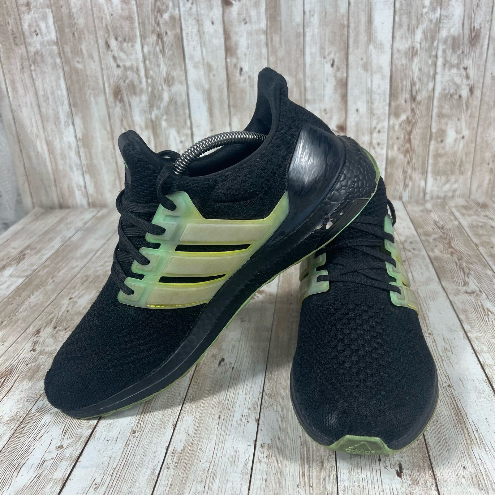 Adidas Size 10.5 - adidas UltraBoost 5.0 DNA Black Beam Green Size US 10.5 / EU 43-44 - 5 Thumbnail