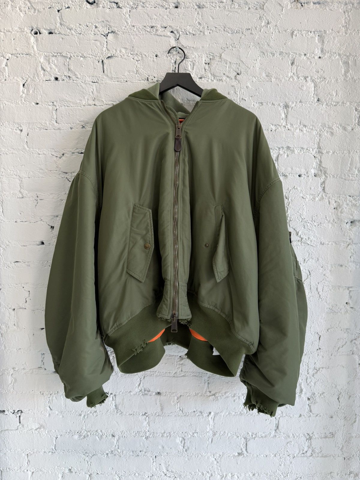 Balenciaga BALENCIAGA HOODED BOMBER Size US M / EU 48-50 / 2 - 1 Thumbnail