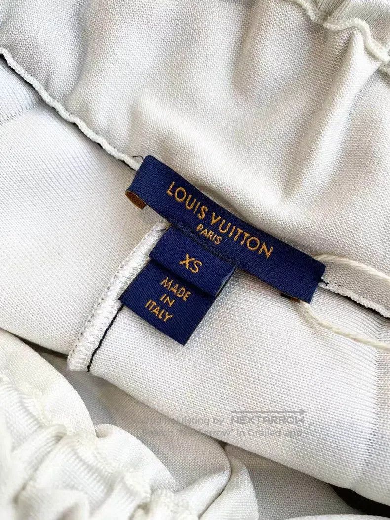 Louis Vuitton Louis Vuitton size xs Black and white striped side panel pr Size 25" / US 0 / IT 36 - 5 Thumbnail