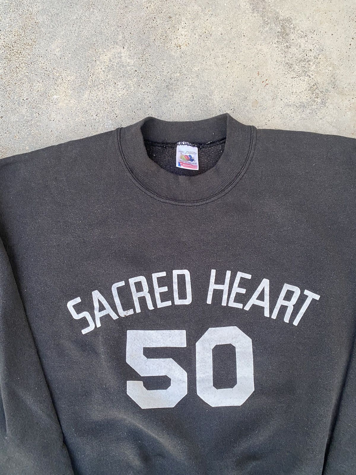 Vintage Vintage 90s Grey Sacred Heart 50 Sweatshirt Size US L / EU 52-54 / 3 - 2 Thumbnail