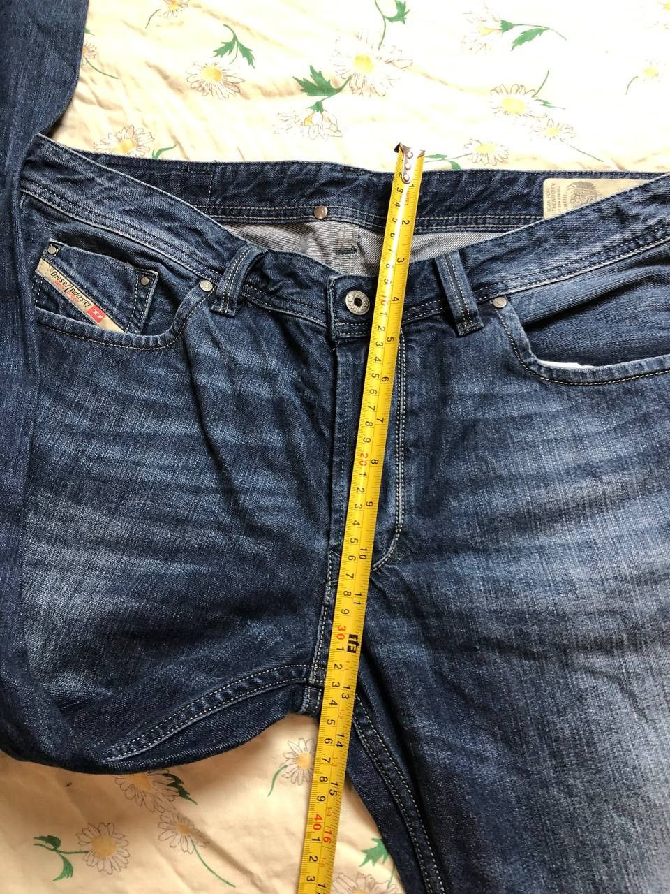 Diesel Diesel Larkee Regular Straight Button Fly Short Jeans Mens Size US 36 / EU 52 - 8 Thumbnail