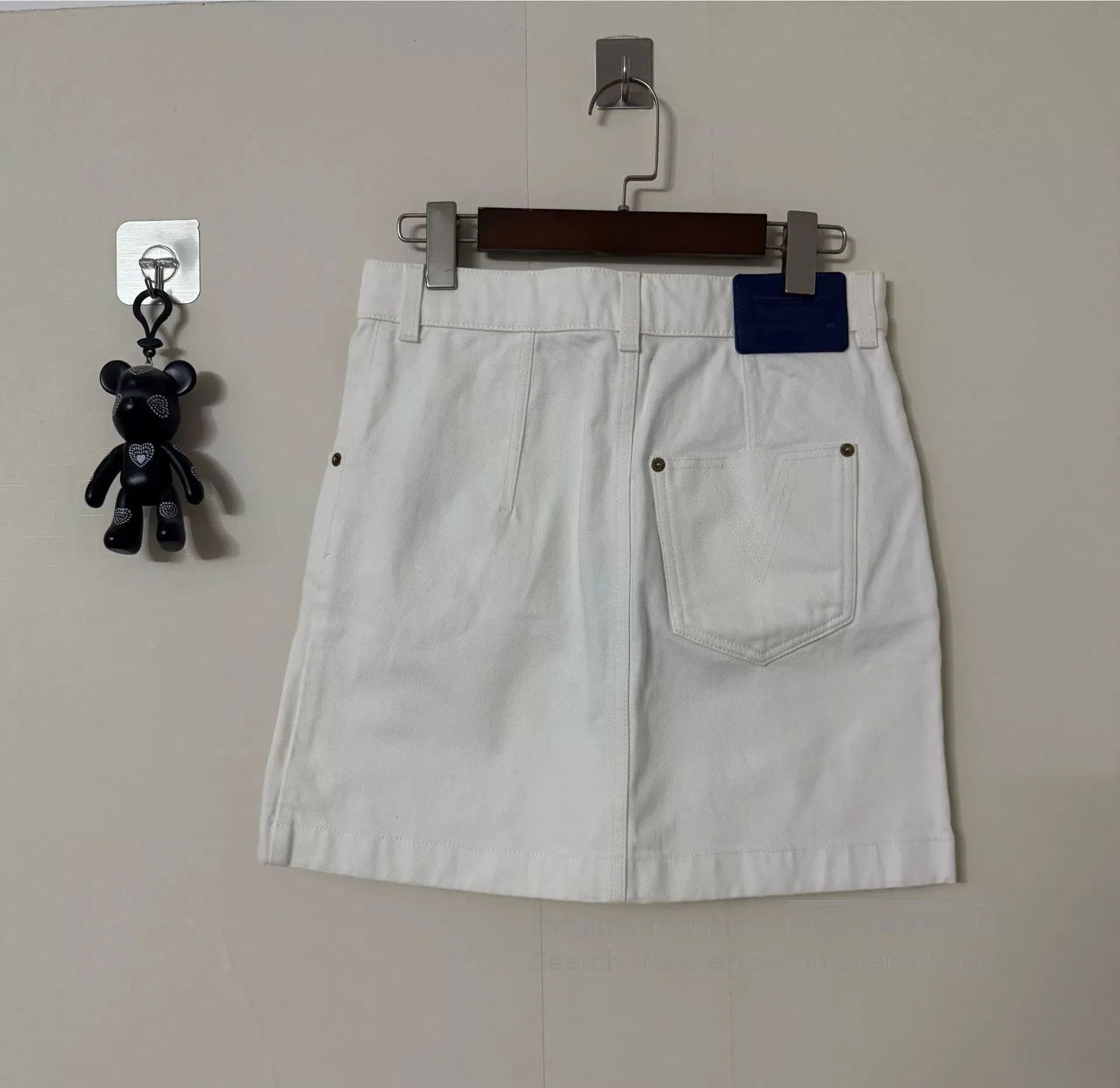 Louis Vuitton white logo pocket denim mini skirt. Size 35" - 3 Thumbnail