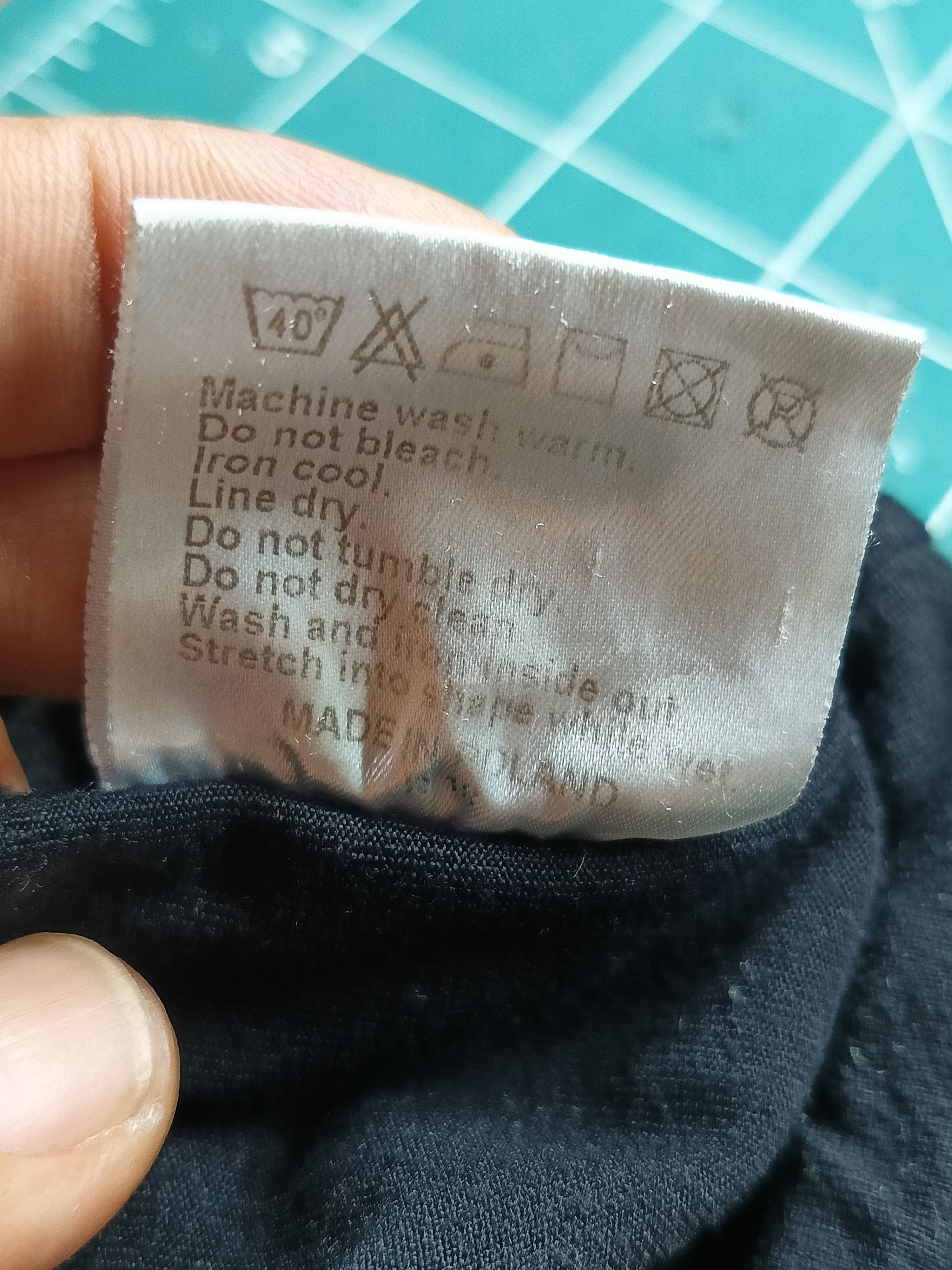 Burberry Burberry London Made in Poland Size US S / EU 44-46 / 1 - 4 Thumbnail