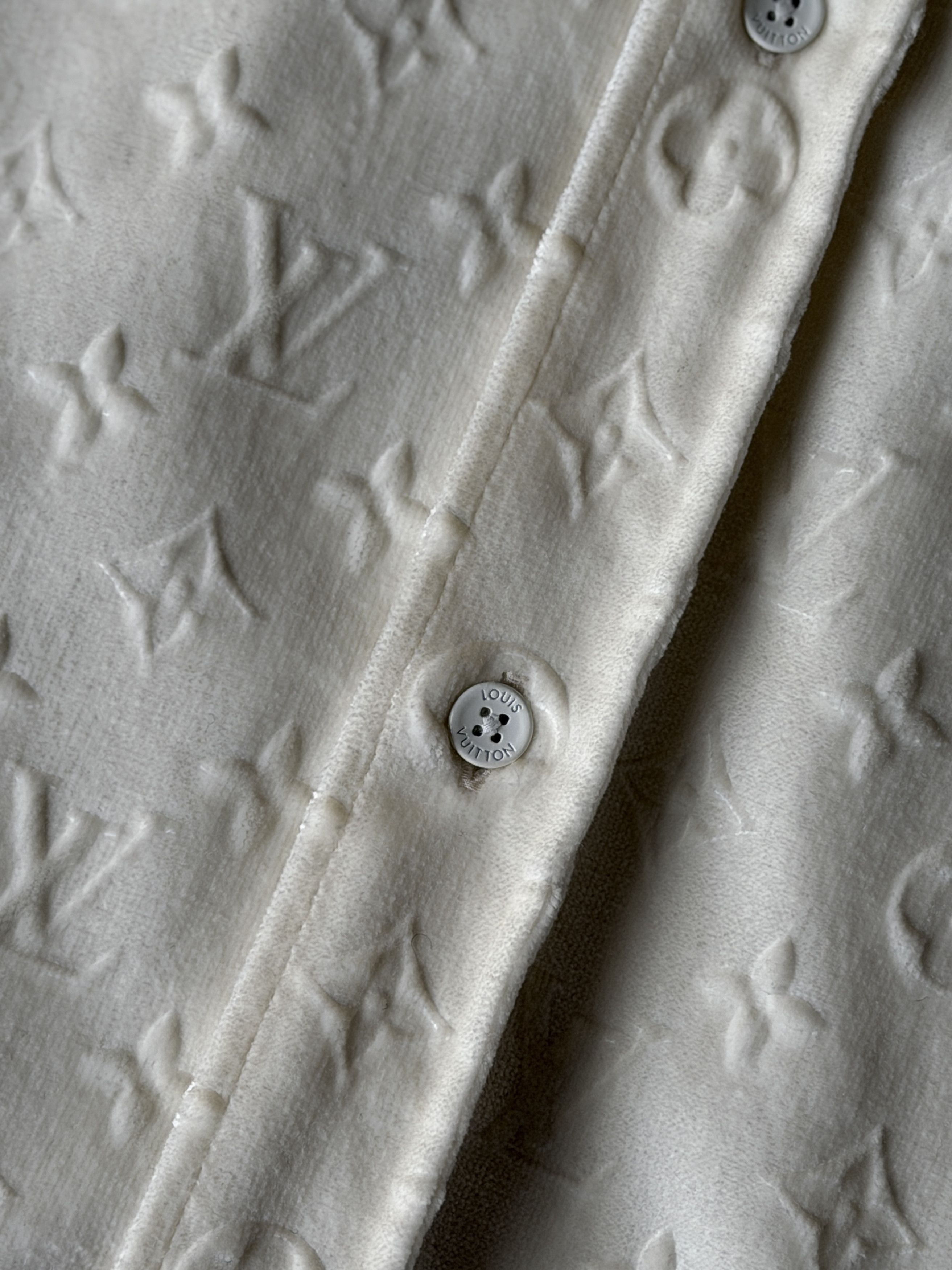Louis Vuitton Louis Vuitton Monogram Velvet shirts by Virgil | RARE Size US XL / EU 56 / 4 - 13 Thumbnail
