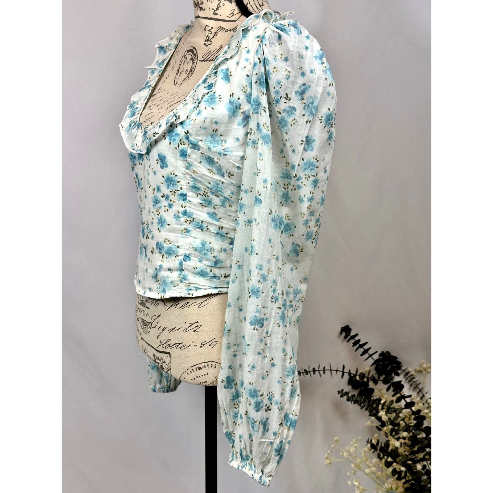 Free People Free People Another Life Top White Combo Blue Floral Print L Size L / US 10 / IT 46 - 13 Thumbnail