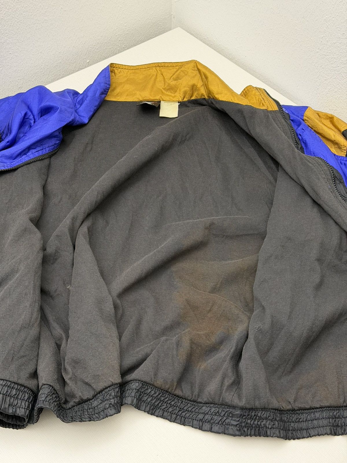 Nike Vintage 90s Nike Cross Training Windbreaker Jacket Size L-XL Size US XL / EU 56 / 4 - 10 Thumbnail