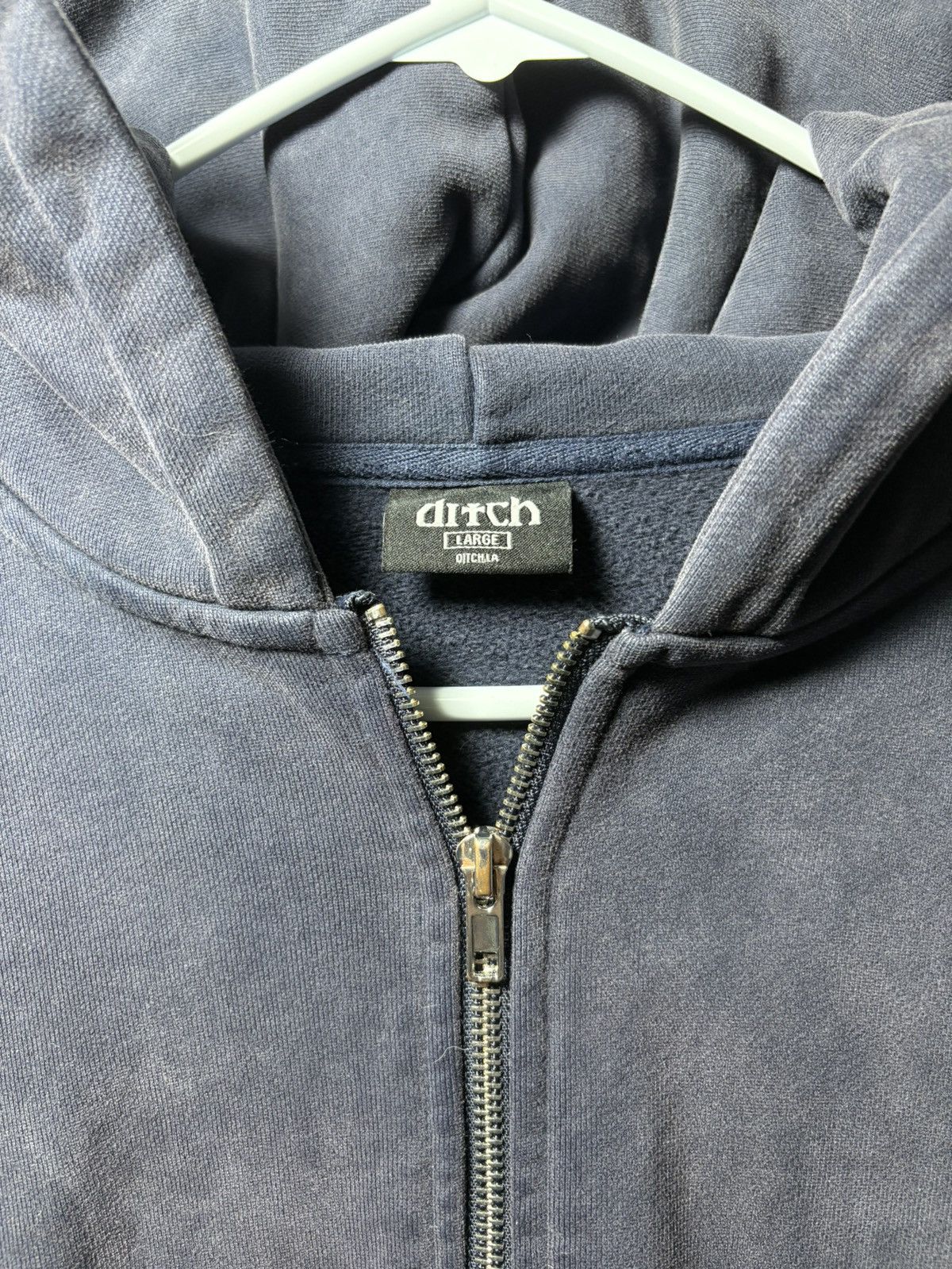 Other Ditch LA Arch Logo Zip Size US L / EU 52-54 / 3 - 2 Thumbnail