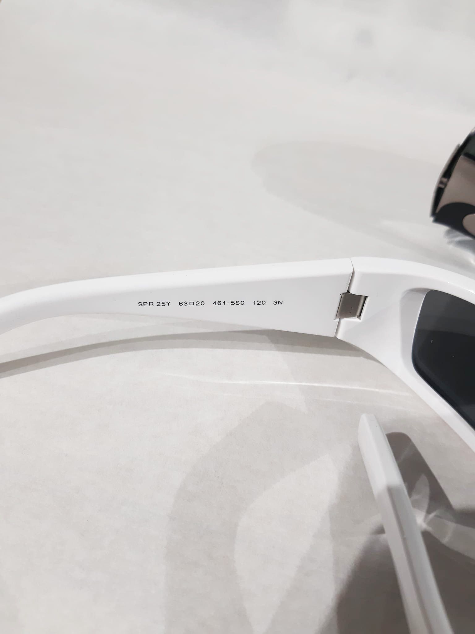 SS 2022 Runway 3D Glasses