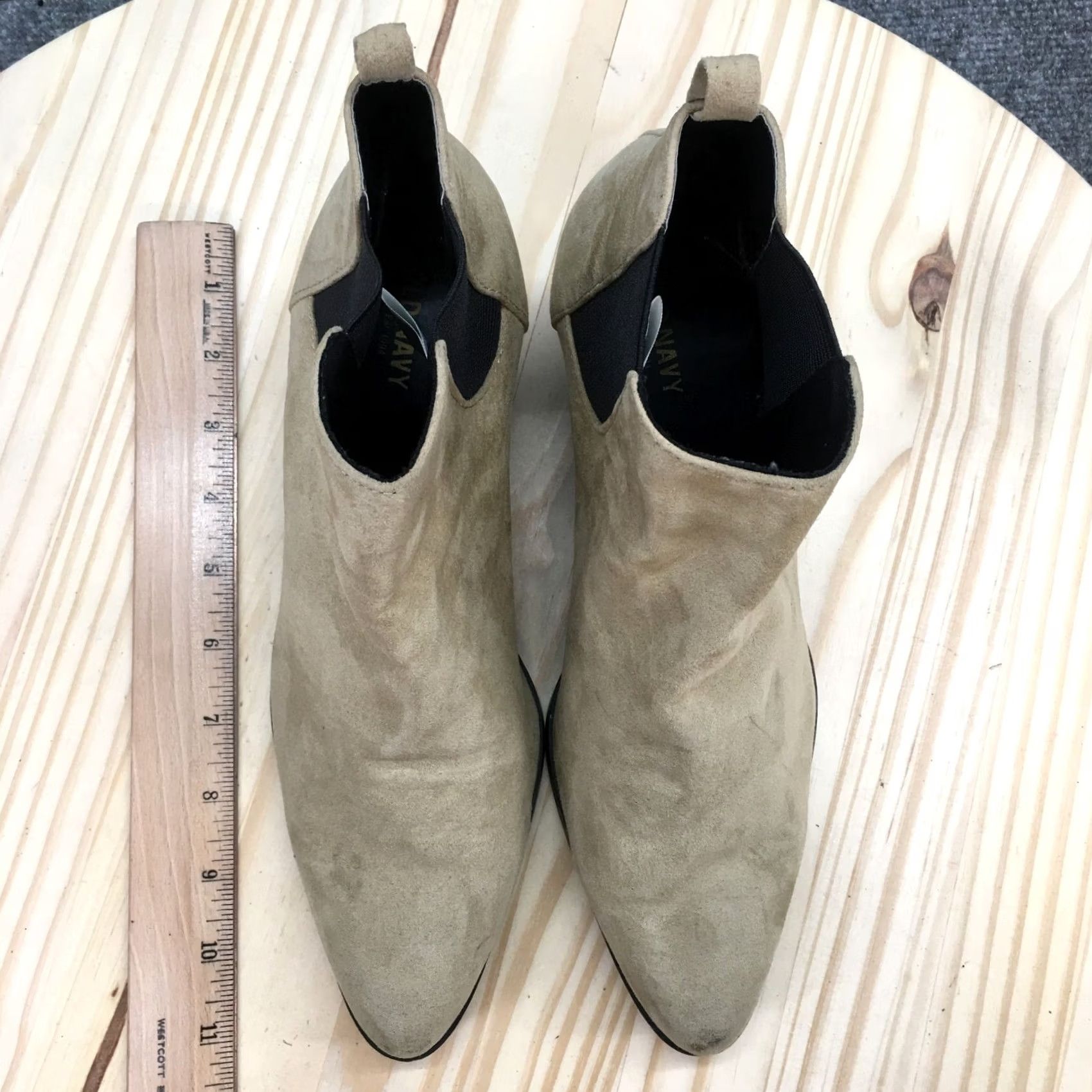 Old Navy Old Navy Chestnut Brown Ankle Chelsea Boots Womens 9 Pull On Leather Casual Block Heel Chelsea Shoe Size US 9 / IT 39 - 7 Thumbnail