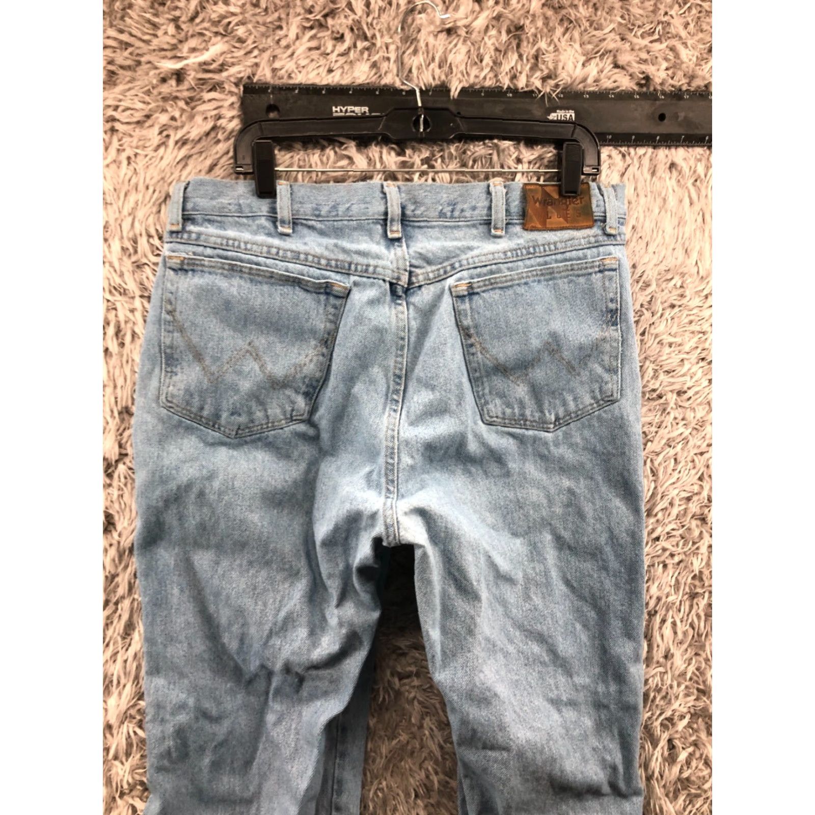 Wrangler Wrangler Blues Straight Jeans 36x34 Mens Medium Wash Blue Regular Fit Belt Loops 5-Pocket Denim Cotton Blend Mid Rise Jeans Size US 36 / EU 52 - 7 Thumbnail