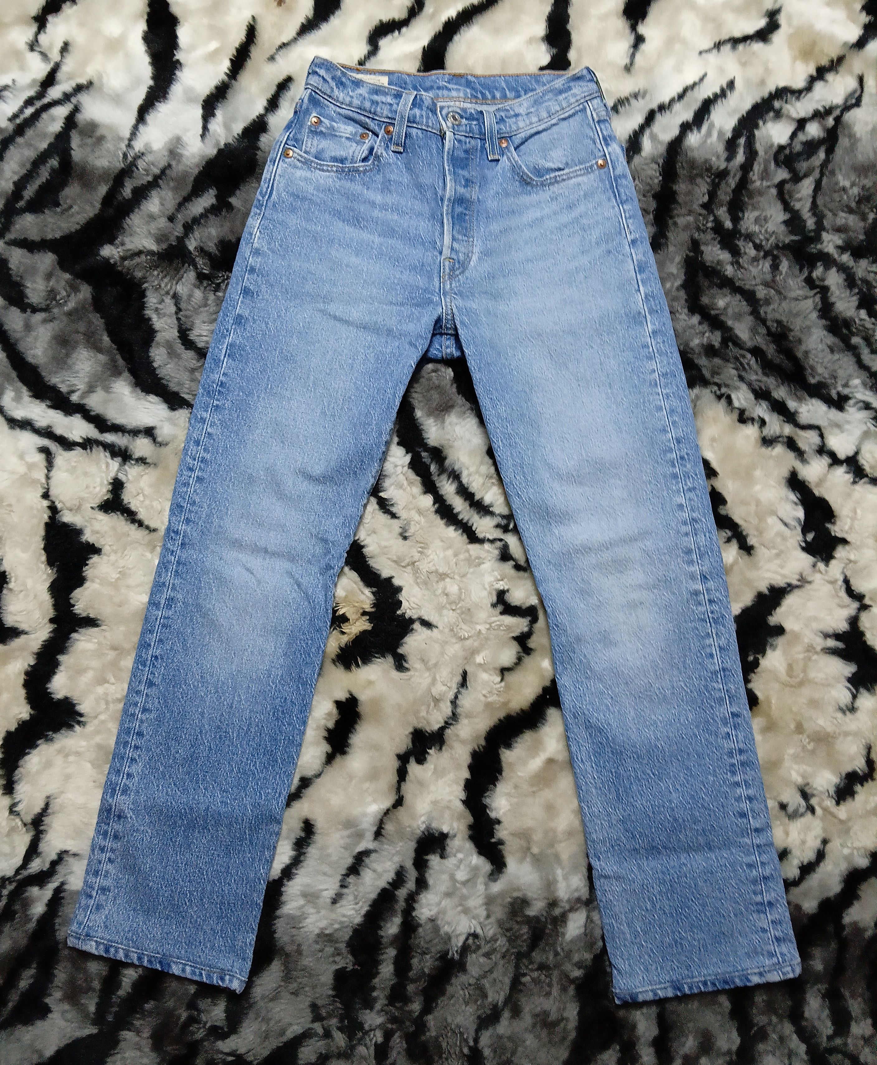 Levi's × Levi's Vintage Clothing Levi's Y2k 501 Big E 2015 Size US 26 / EU 42 - 8 Thumbnail