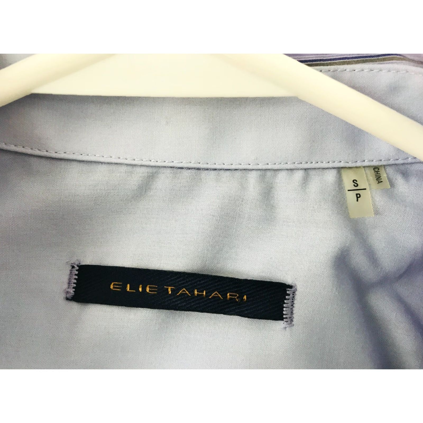 Elie Tahari Elie Tahari Men's Size Small Gray Striped Button-Up Long Sleeve Shirt User: Elie Tahari Men's Size Small Gray Striped Button-Up Long Sleeve Shirt Size US S / EU 44-46 / 1 - 5 Thumbnail