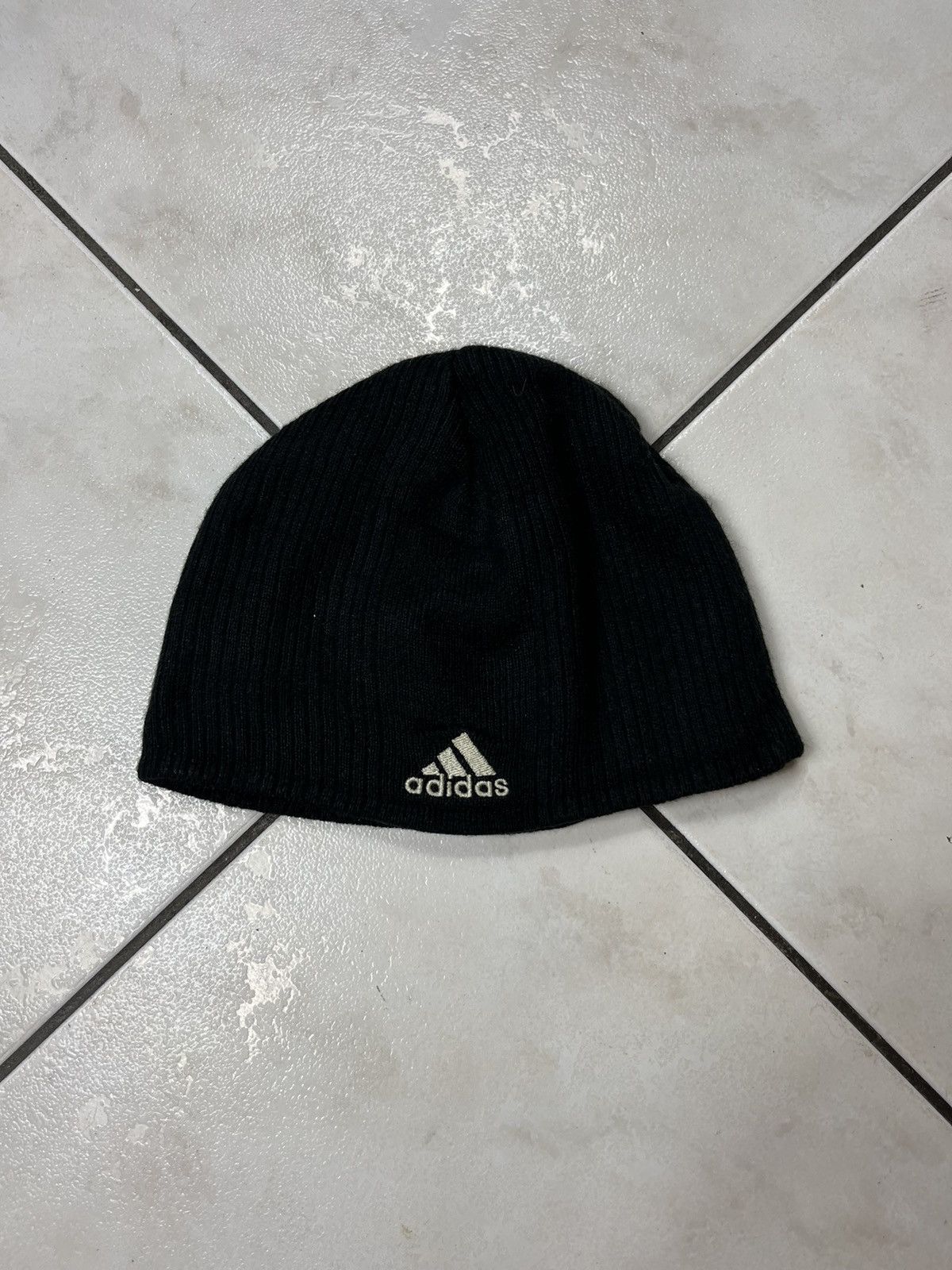 Adidas × New York Yankees × Vintage Vintage Adidas New York Yankees nyc beanie hat knit y2k logo Size ONE SIZE - 7 Thumbnail