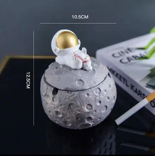 Designer × Jewelry Astronaut ashtray Size ONE SIZE - 1 Thumbnail