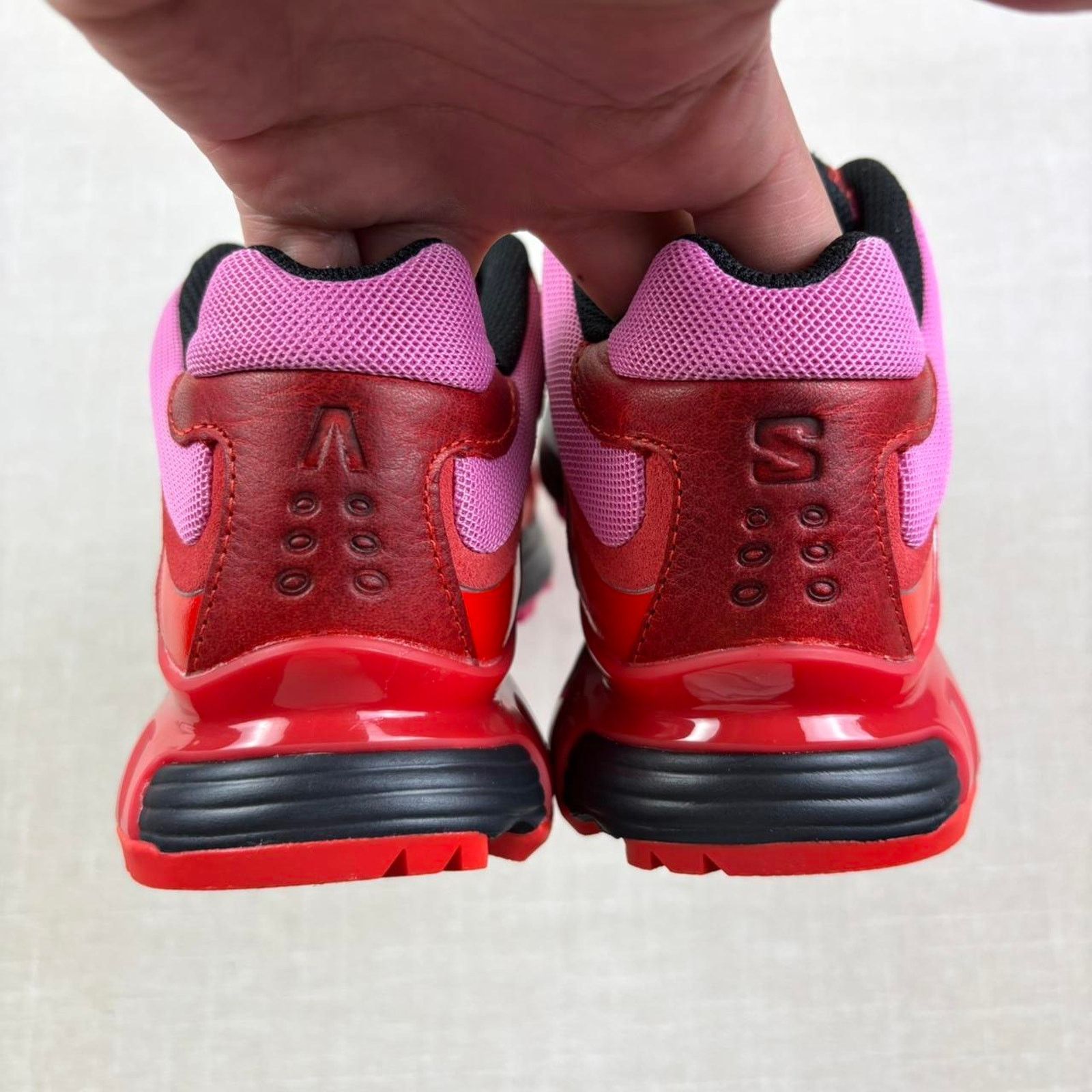 Salomon 🌺 2025 Aries x Salomon XT-Whisper “Fiery Red Fuschia” 6W Size US 6 / IT 36 - 6 Thumbnail