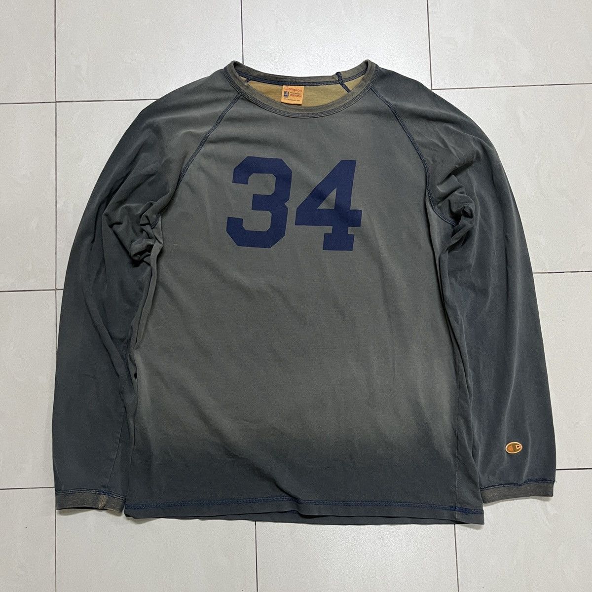 Champion × Vintage Vintage Sunfaded Champion 34 Longsleeve T Shirt Size US M / EU 48-50 / 2 - 2 Thumbnail