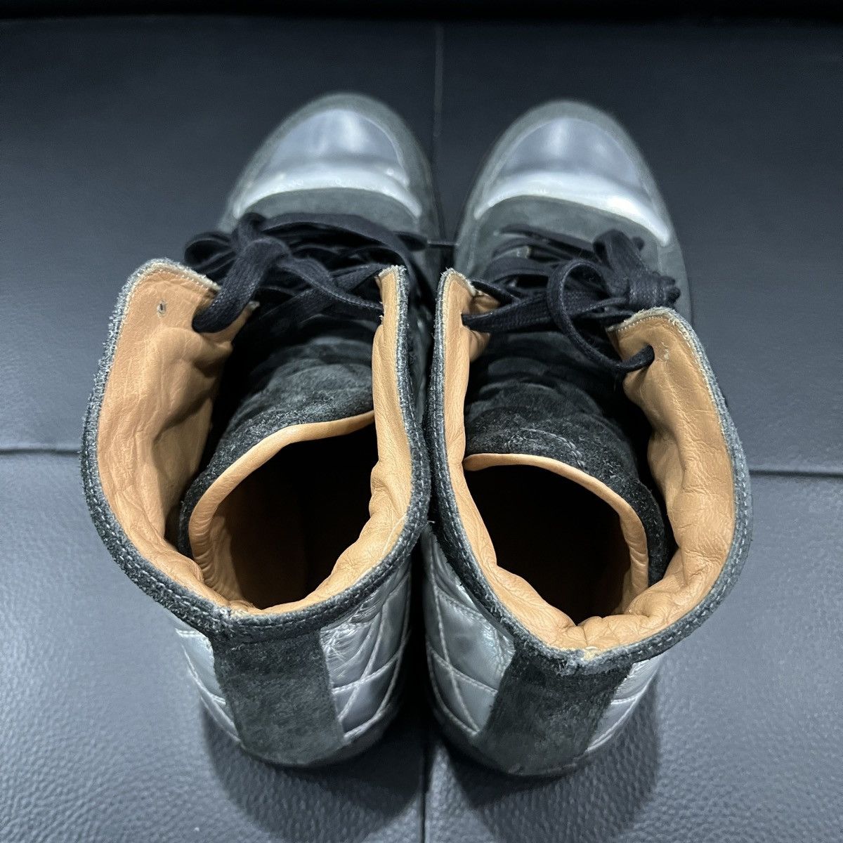 Marc Jacobs Marc Jacobs Metallic Suede High-Top Sneakers Size US 7 / EU 40 - 9 Thumbnail