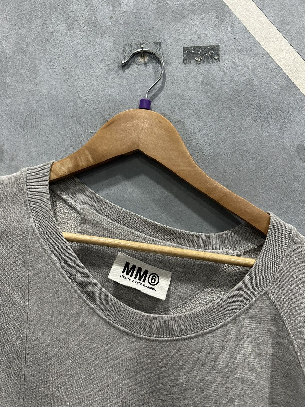 Maison Margiela Maison Martin Margiela MM6 Asymmetrical Sweatshirt Size US M / EU 48-50 / 2 - 2 Thumbnail