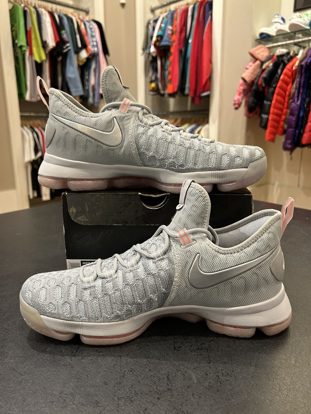 Nike Nike KD 9 ‘Pre Heat’ Size US 11 / EU 44 - 2 Thumbnail