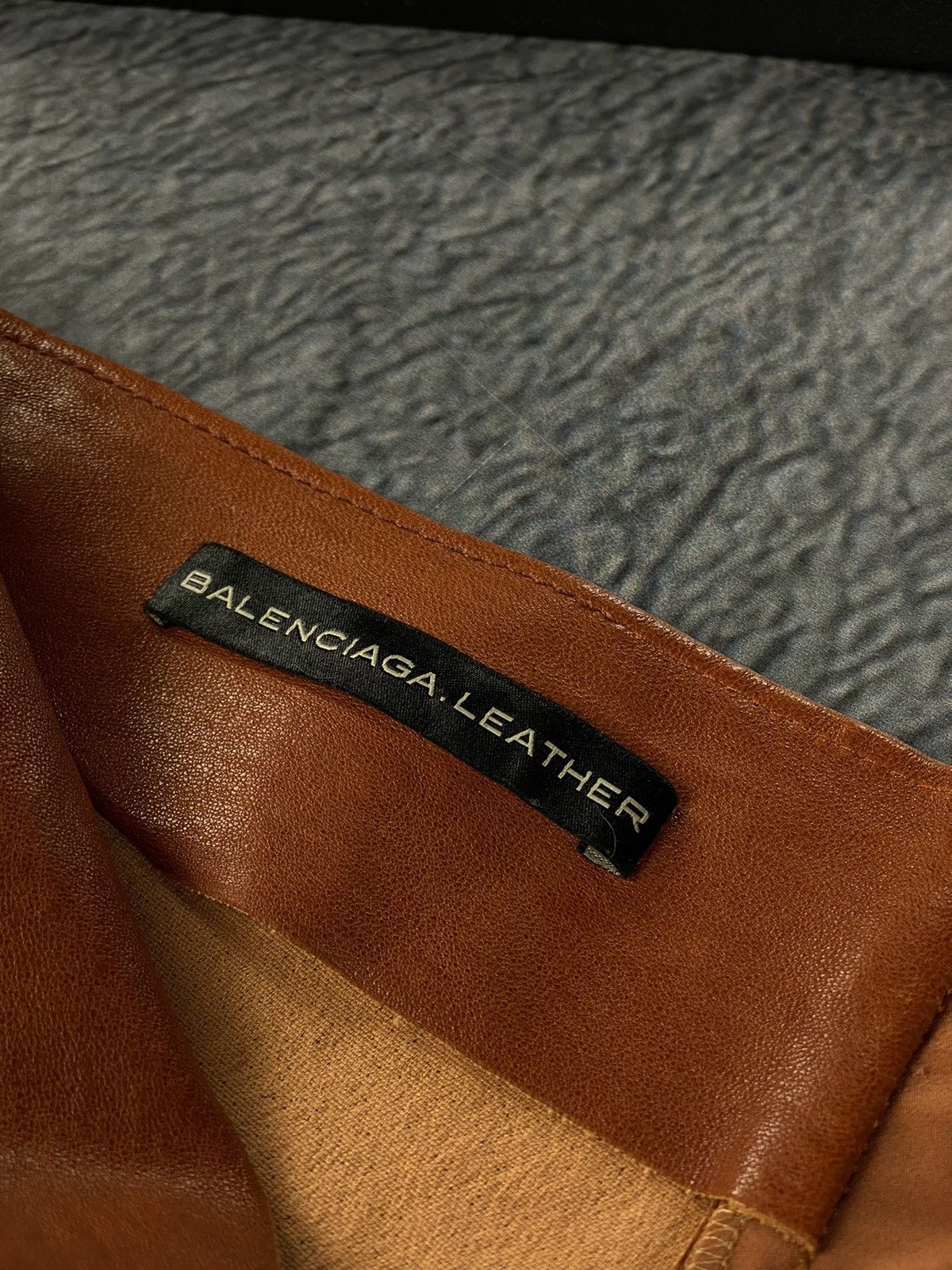Balenciaga Balenciaga Leather Leggings Pants (Size 38) Size 27" / US 4 / IT 40 - 15 Thumbnail
