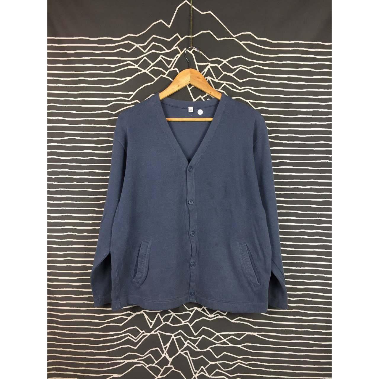 Japanese Brand × Uniqlo Uniqlo Sweat Longsleeve V-Neck Cardigan Size L Size US L / EU 52-54 / 3 - 2 Thumbnail