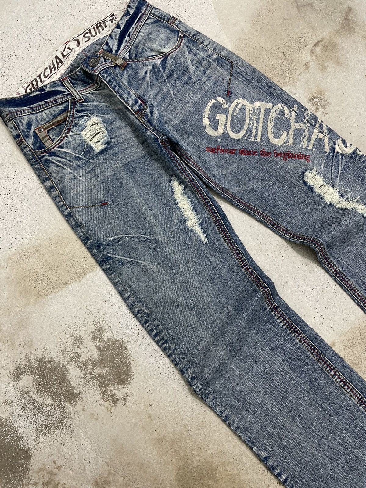 Japanese Brand Vintage 90’s Iconic Surf Wear ‘GOTCHA’ Distressed Denim Size US 32 / EU 48 - 5 Thumbnail